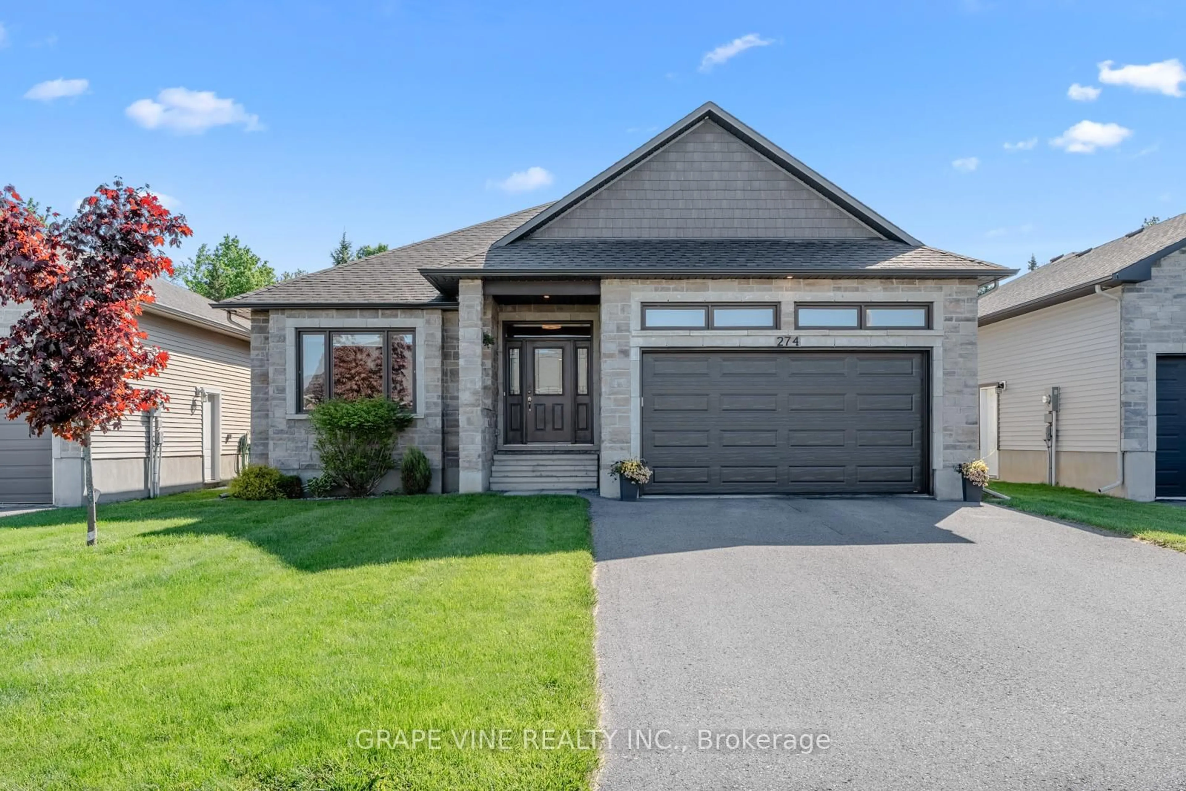 Home with brick exterior material, street for 274 Pioneer Rd, Russell Ontario K4R 0C7
