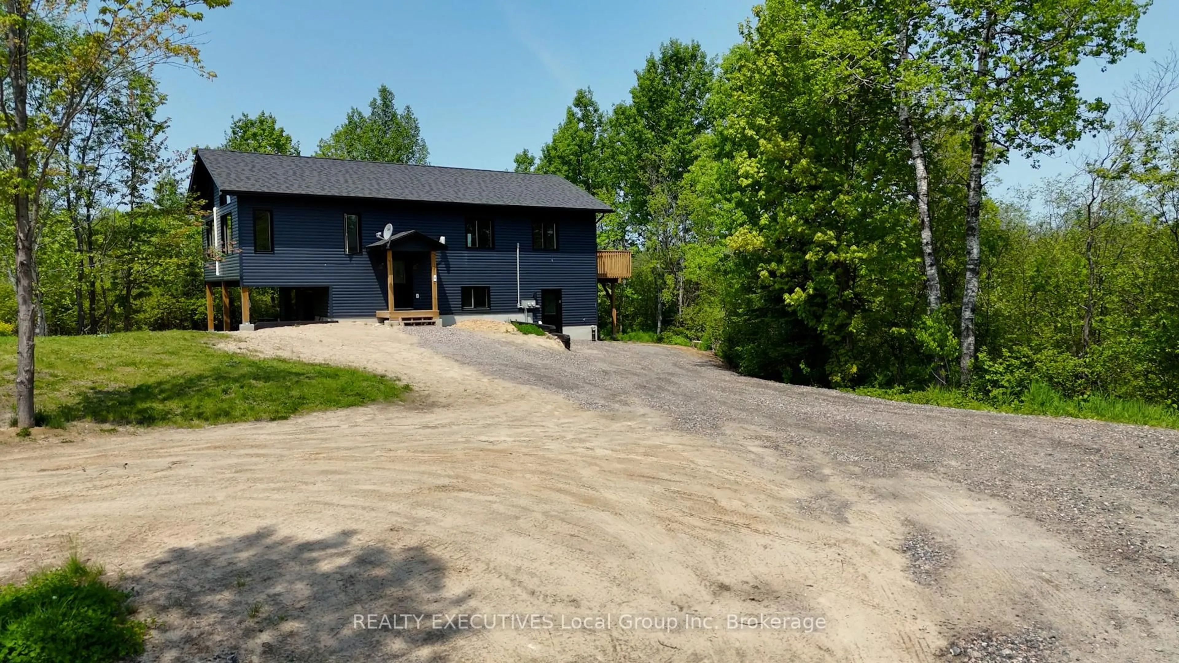 A pic from outside/outdoor area/front of a property/back of a property/a pic from drone, unknown for 1276 HART Rd, Callander Ontario P0H 1H0