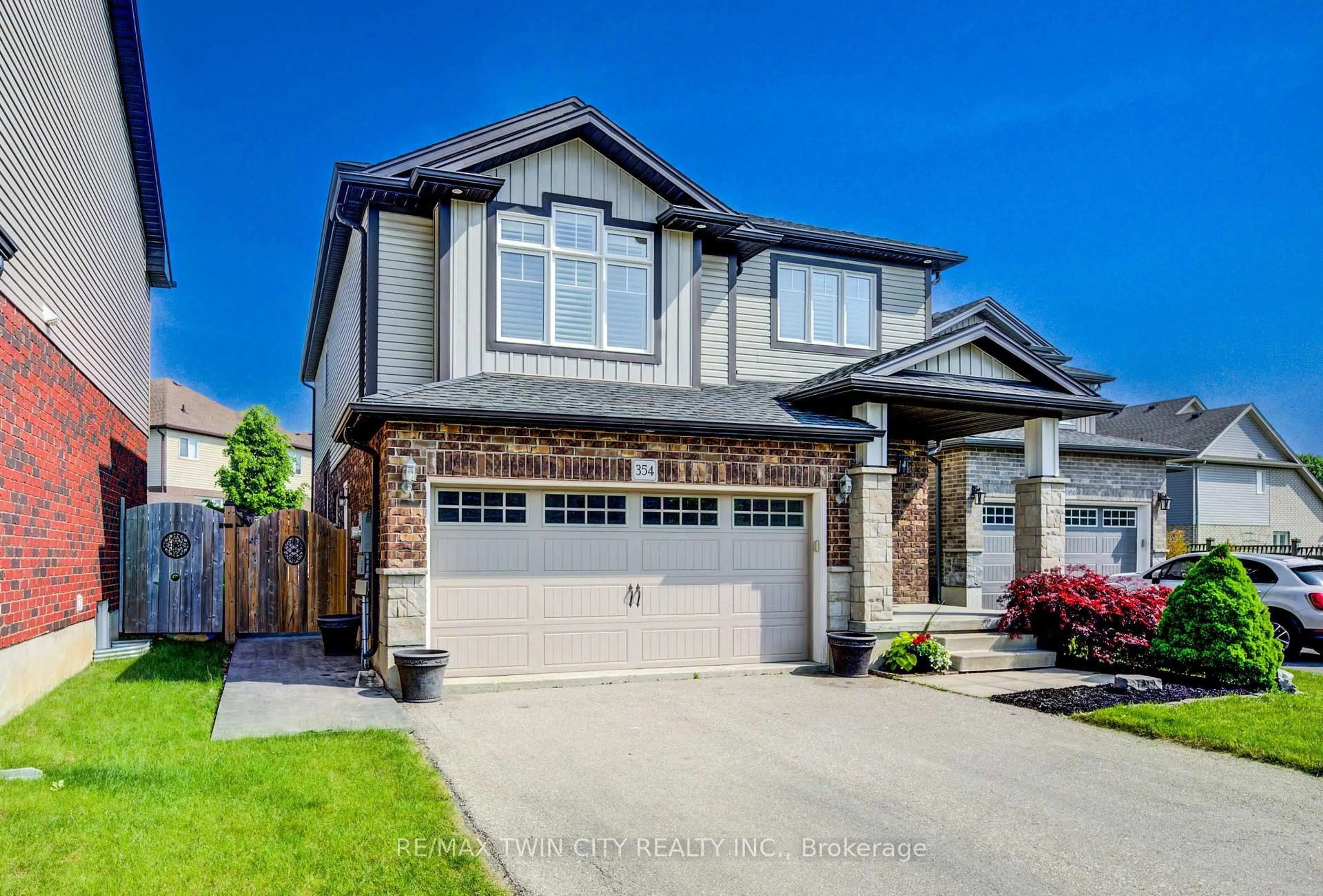 Unknown for 354 Salisbury Ave, Cambridge Ontario N1S 0A2