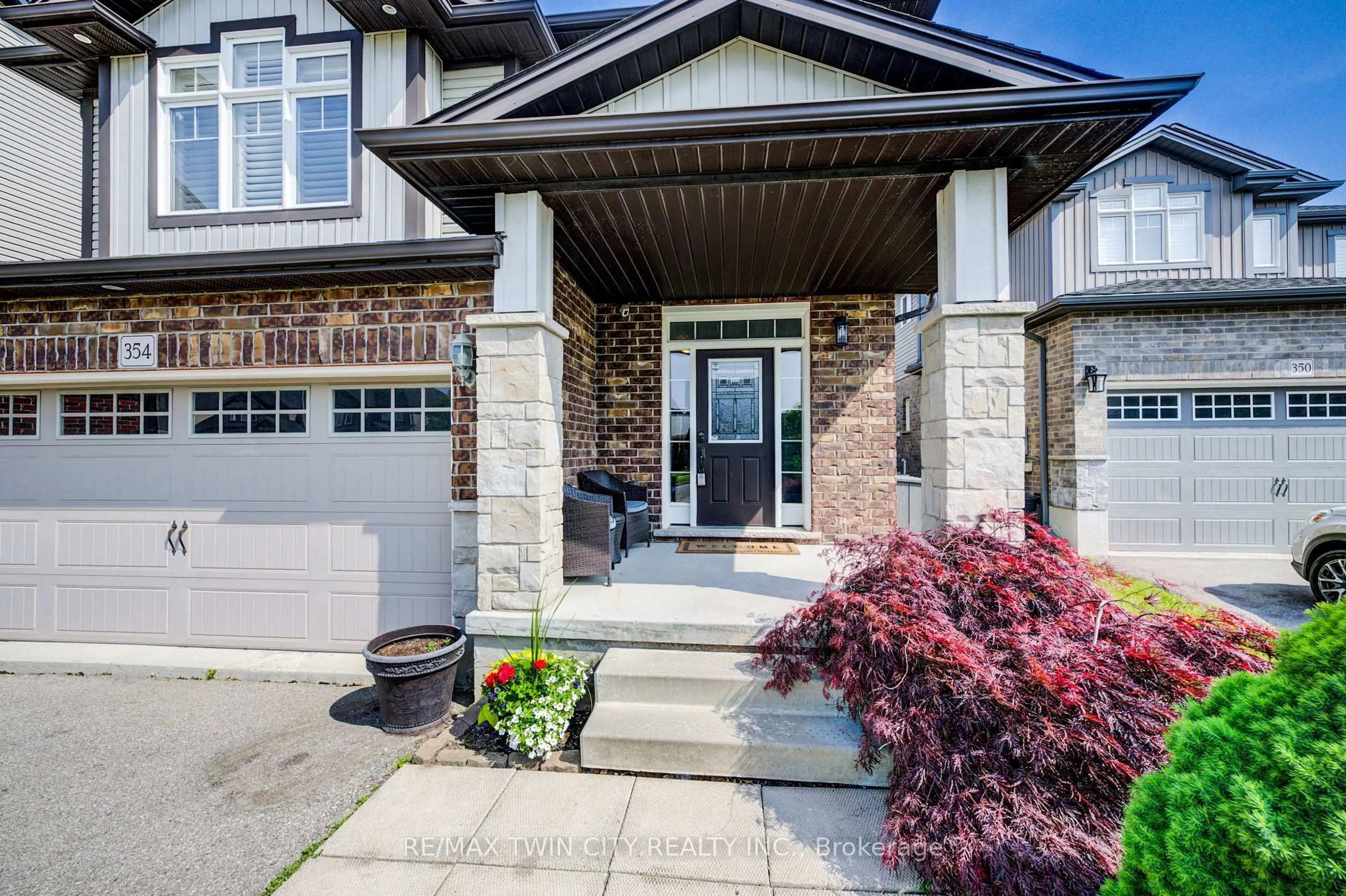 Home with brick exterior material, street for 354 Salisbury Ave, Cambridge Ontario N1S 0A2