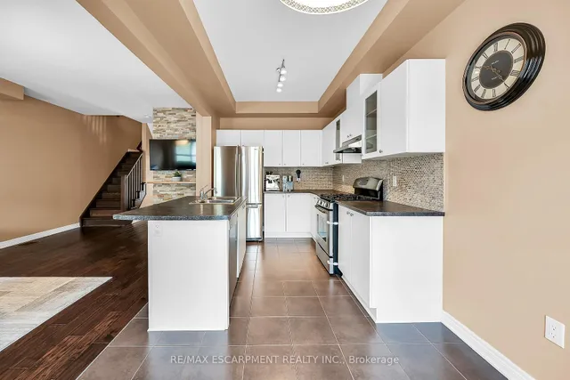 Additional property image - 21 Bankfield Cres