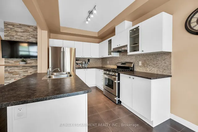 Additional property image - 21 Bankfield Cres