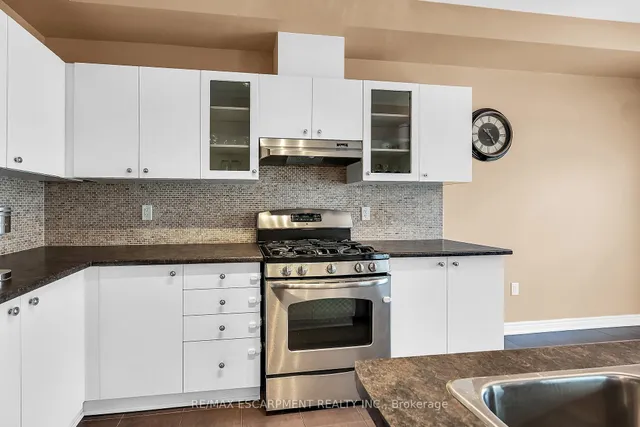 Additional property image - 21 Bankfield Cres