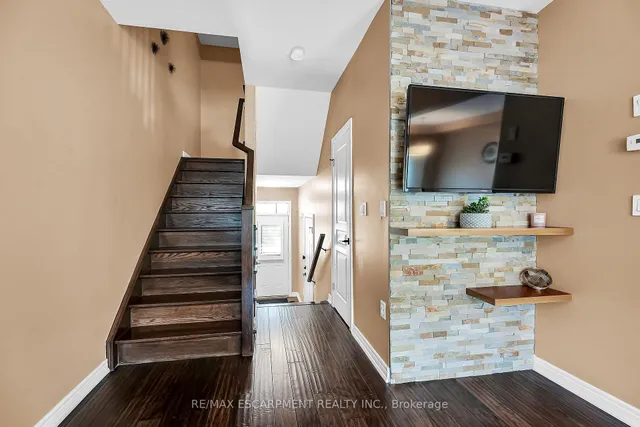 Additional property image - 21 Bankfield Cres