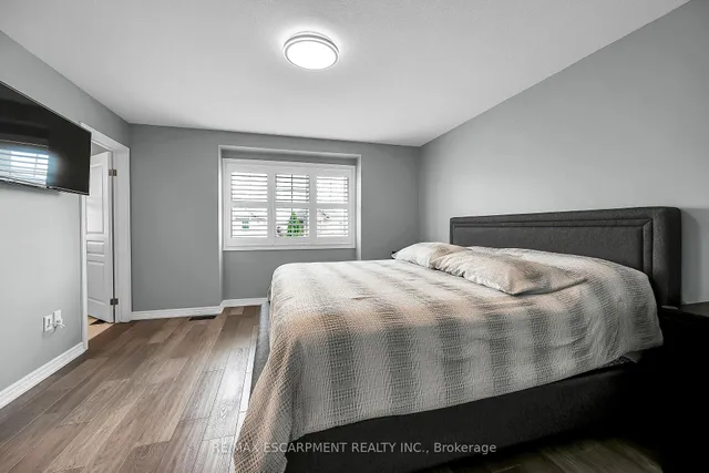 Additional property image - 21 Bankfield Cres