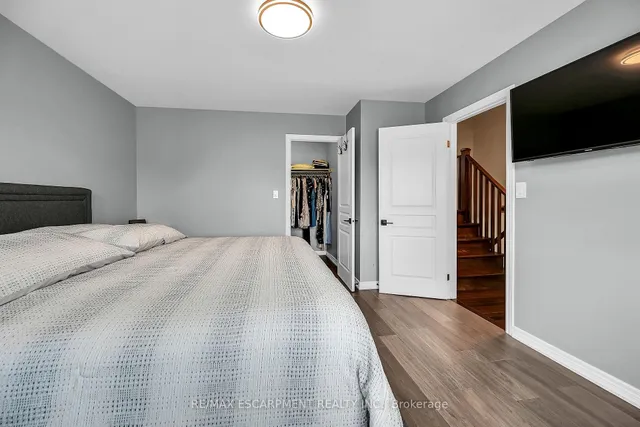 Additional property image - 21 Bankfield Cres