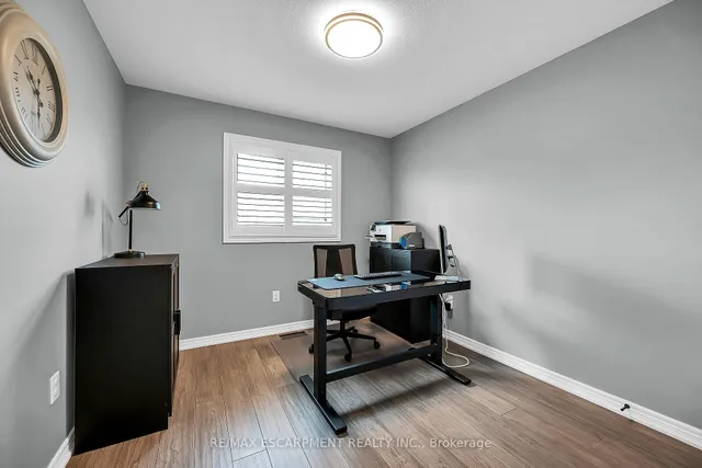 Additional property image - 21 Bankfield Cres