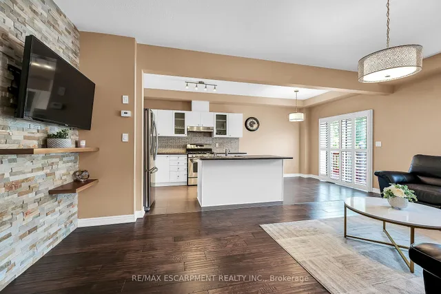 Additional property image - 21 Bankfield Cres