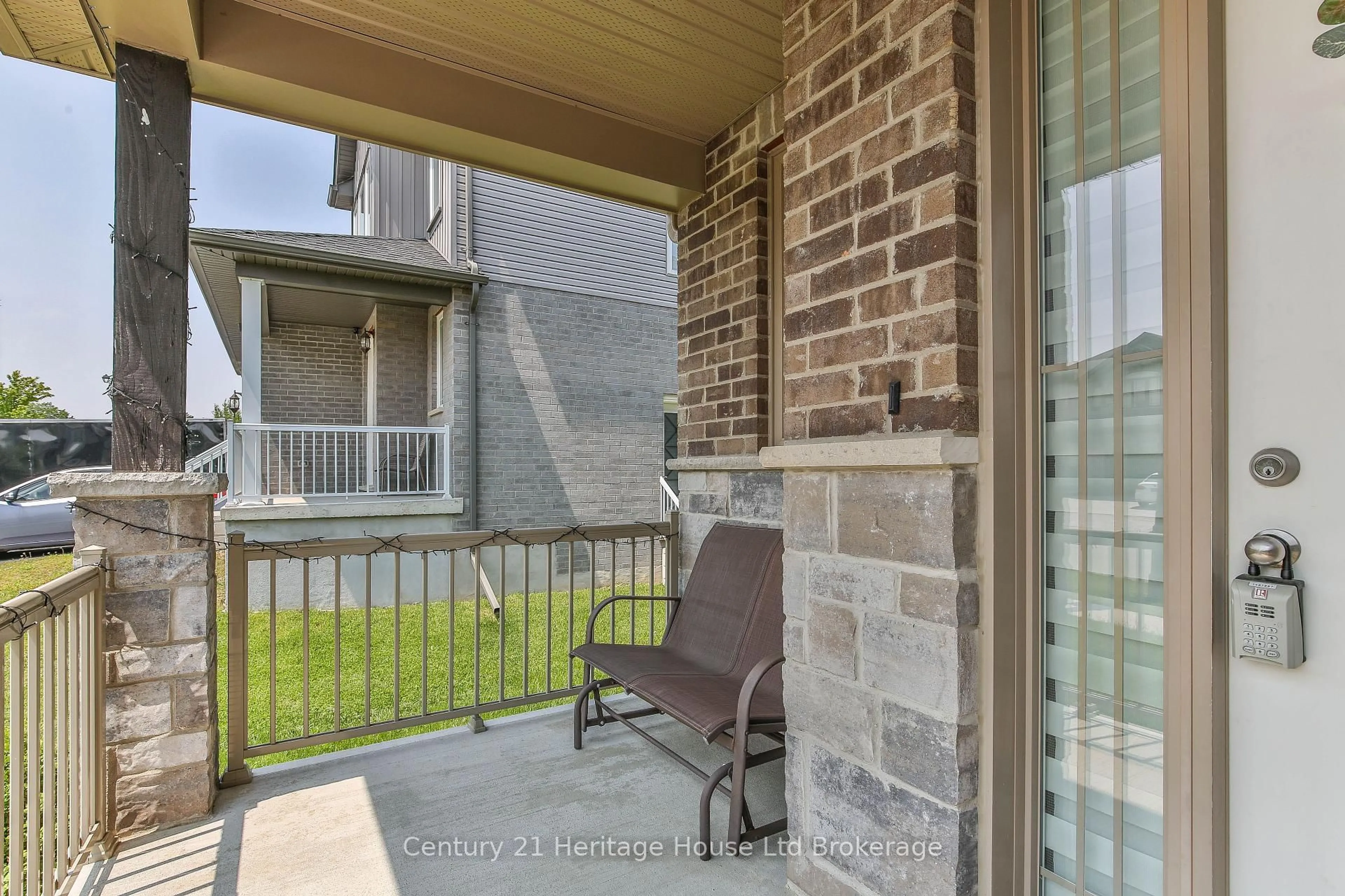 Patio, street for 15 Hartfield St, Ingersoll Ontario N5C 0C5