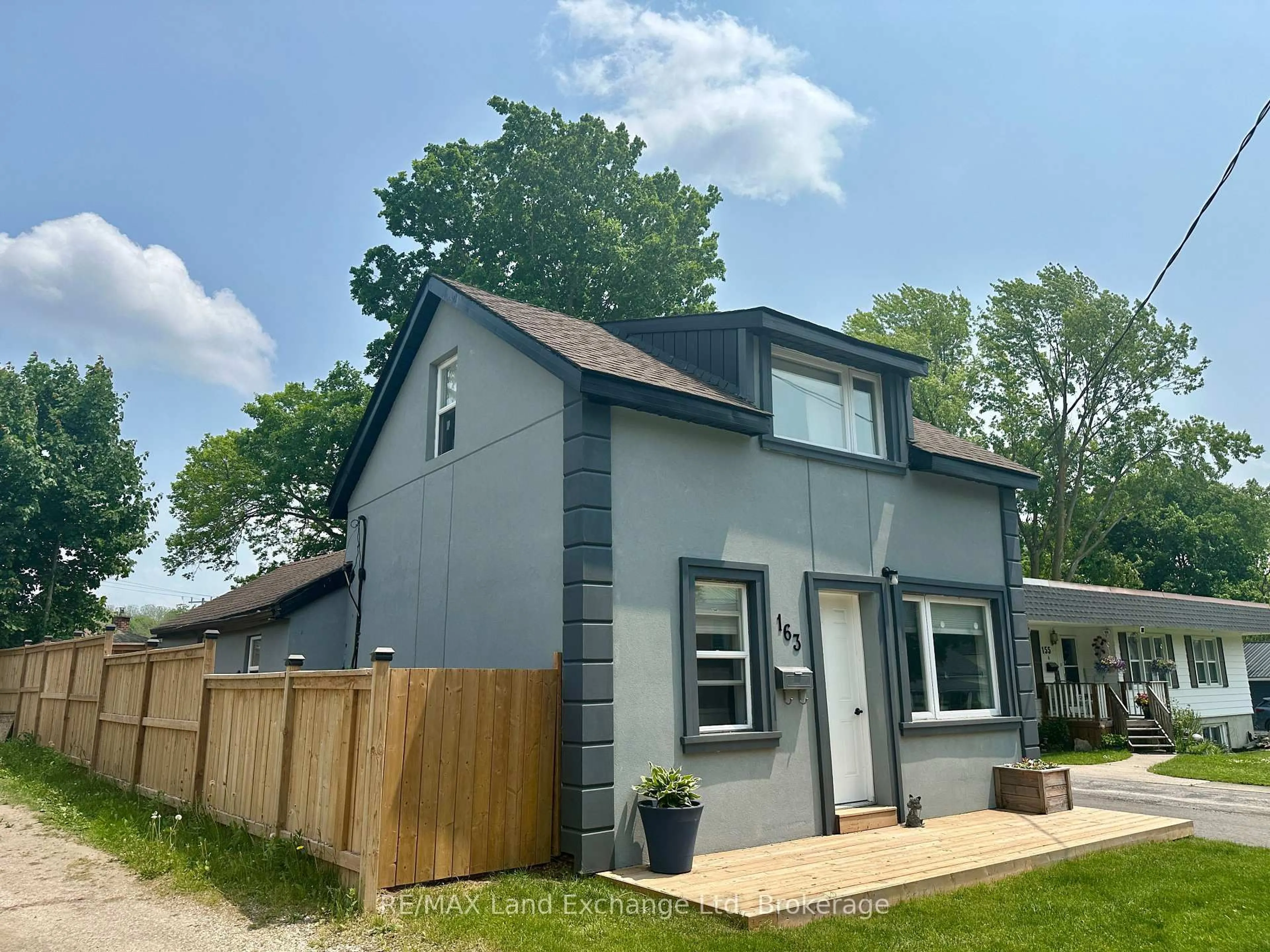 Home with vinyl exterior material, street for 163 Scott St, North Huron Ontario N0G 2W0