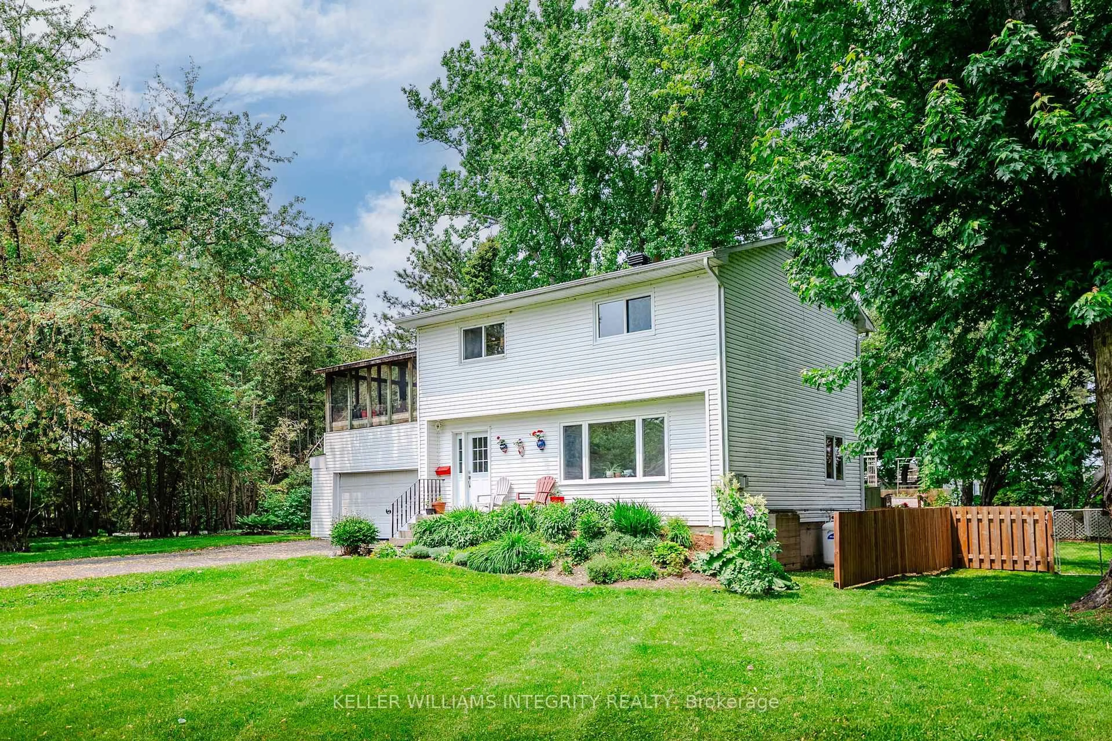 A pic from outside/outdoor area/front of a property/back of a property/a pic from drone, street for 20917 Oliver Lane, South Glengarry Ontario K0C 1N0