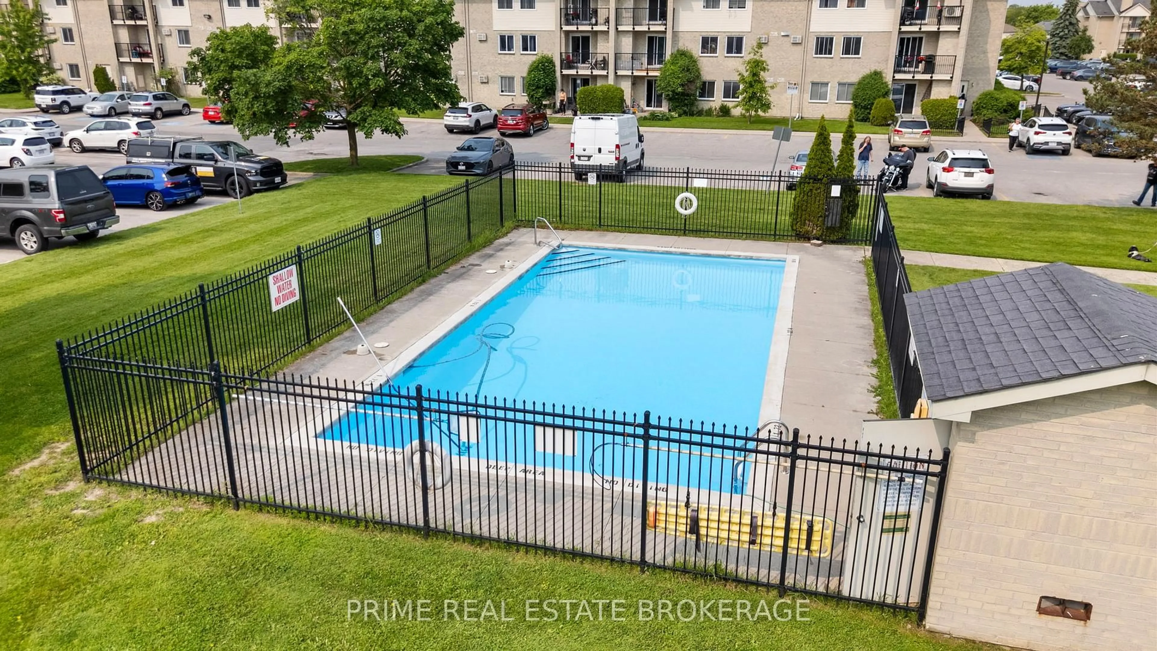 Pool for 725 Deveron Cres #102, London South Ontario N5Z 4X3