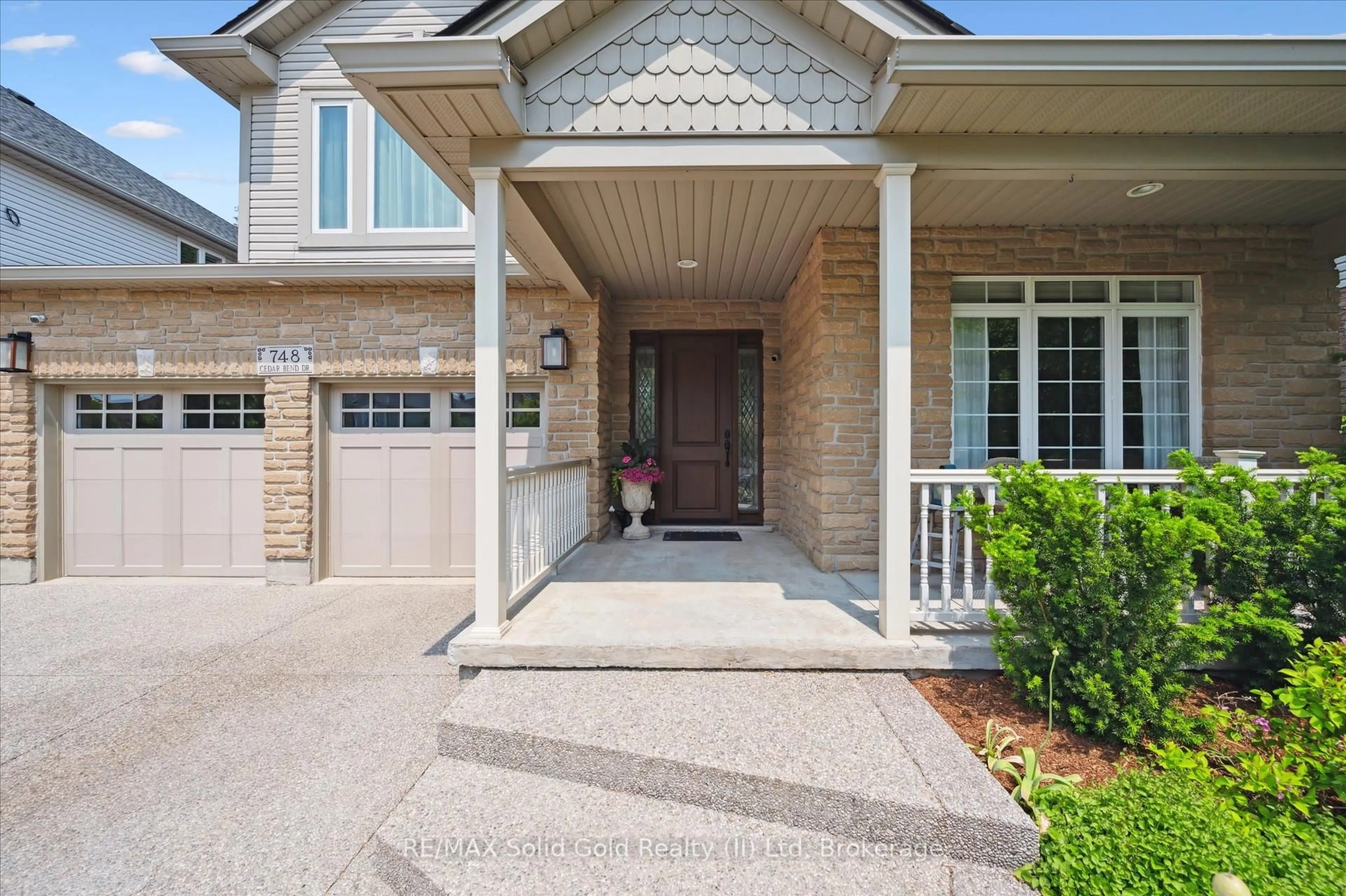 Home with brick exterior material, street for 748 Cedar Bend Dr, Waterloo Ontario N2V 2R6