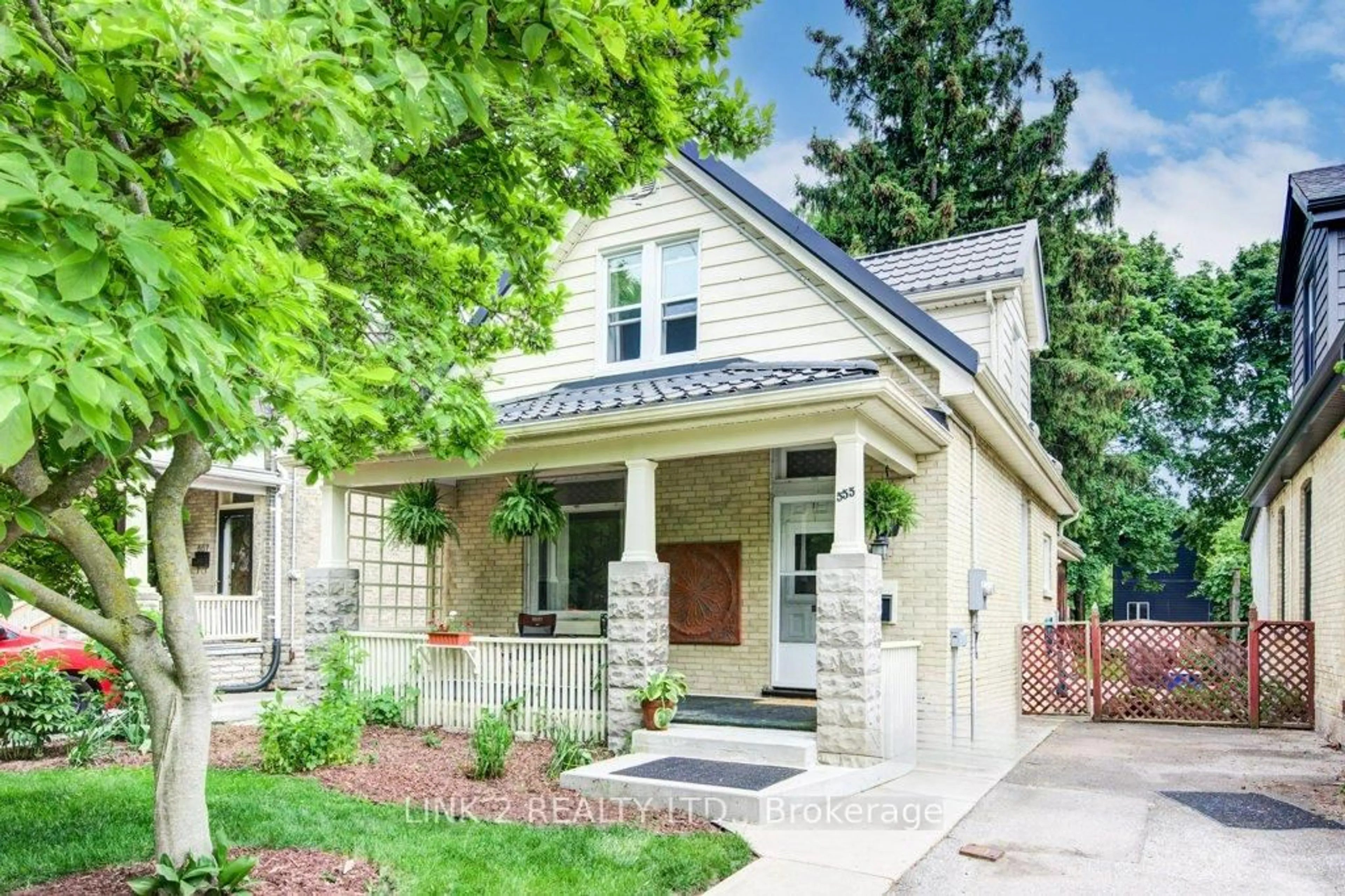 Home with brick exterior material, street for 555 st james St, London East Ontario N5Y 3P5