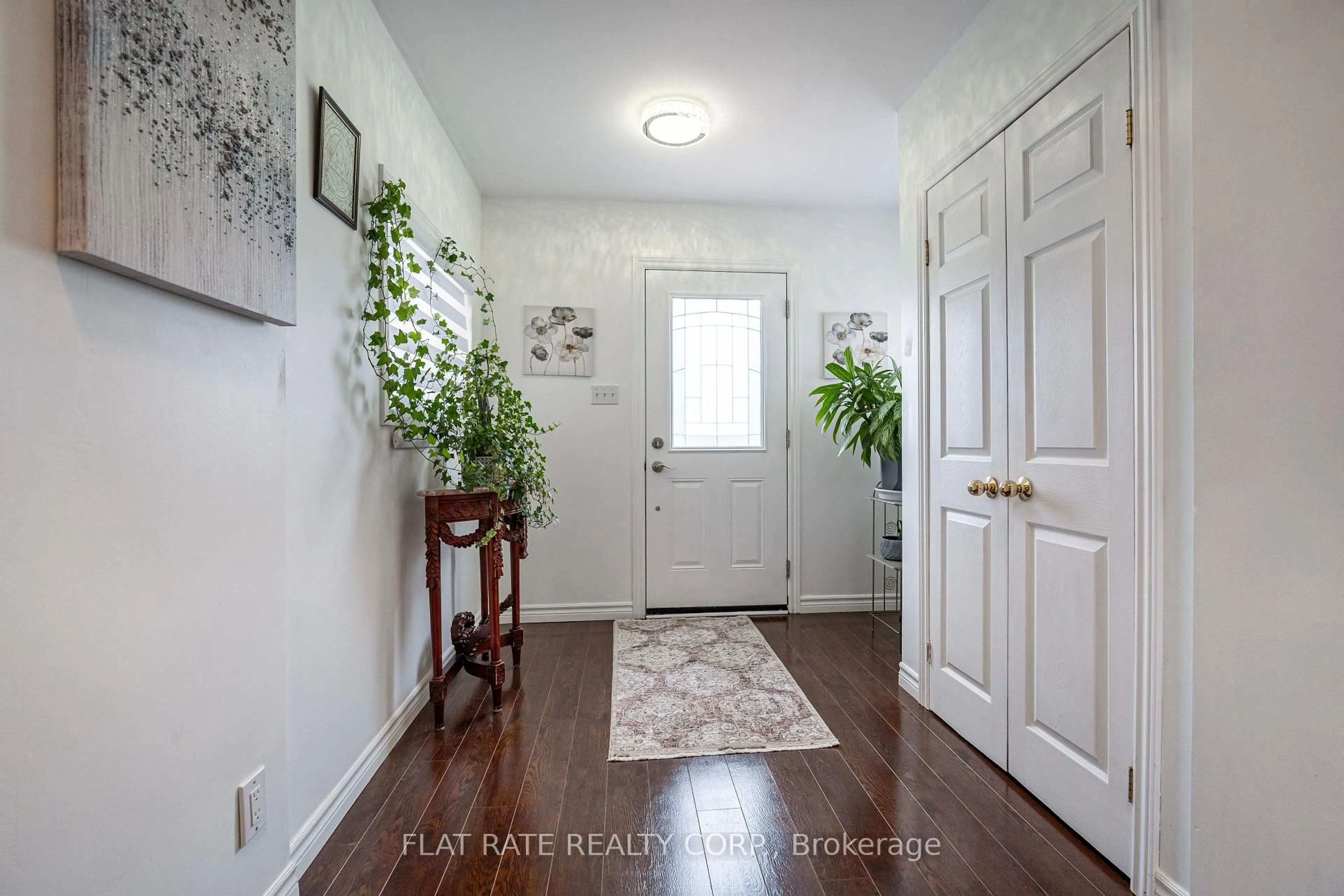 Indoor entryway for 1733 Stewartcroft Cres, Peterborough West Ontario K9K 1K1