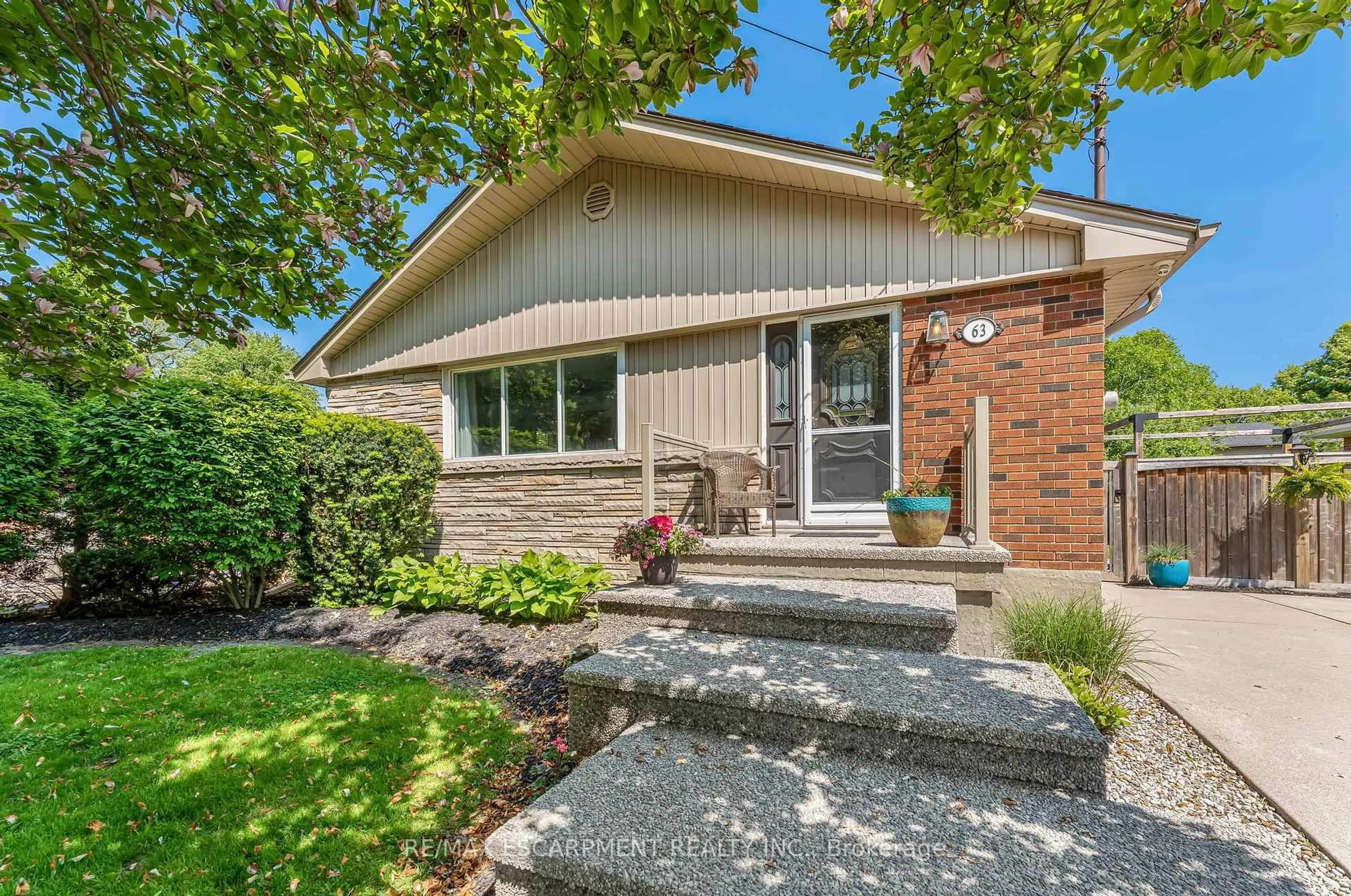Home with brick exterior material, street for 63 West 25th St, Hamilton Ontario L9C 4W9