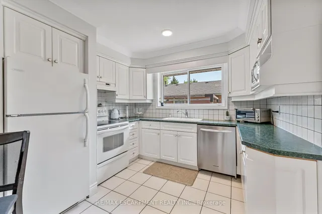 Additional property image - 63 West 25th St