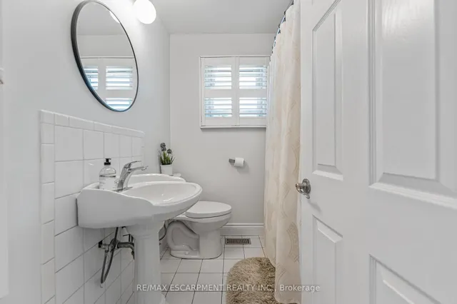 Additional property image - 63 West 25th St