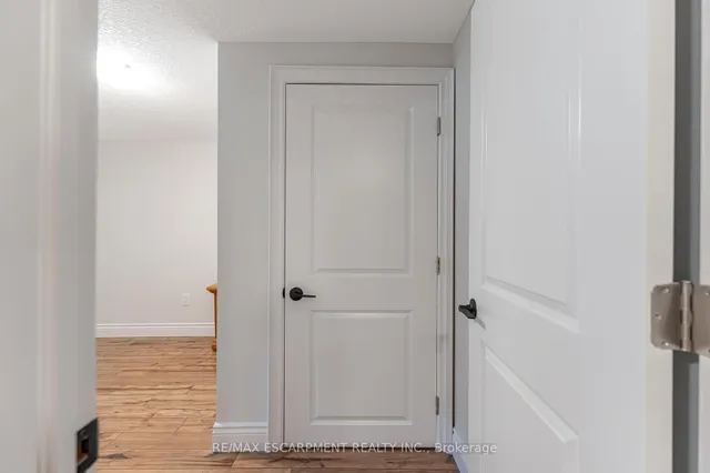 Additional property image - 63 West 25th St