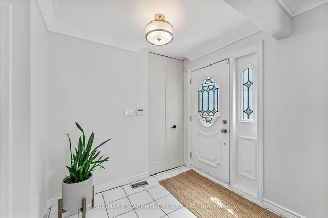 Additional property image - 63 West 25th St