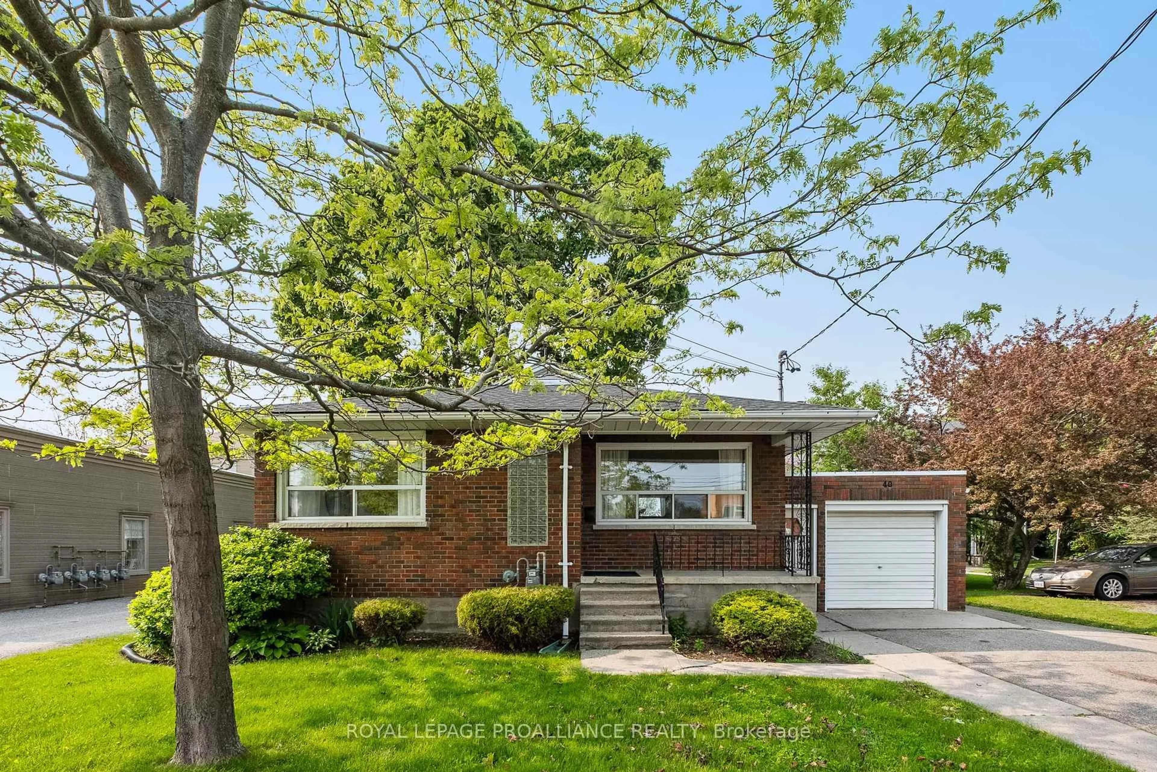 Home with brick exterior material, street for 40 University Ave, Cobourg Ontario K9A 2G5