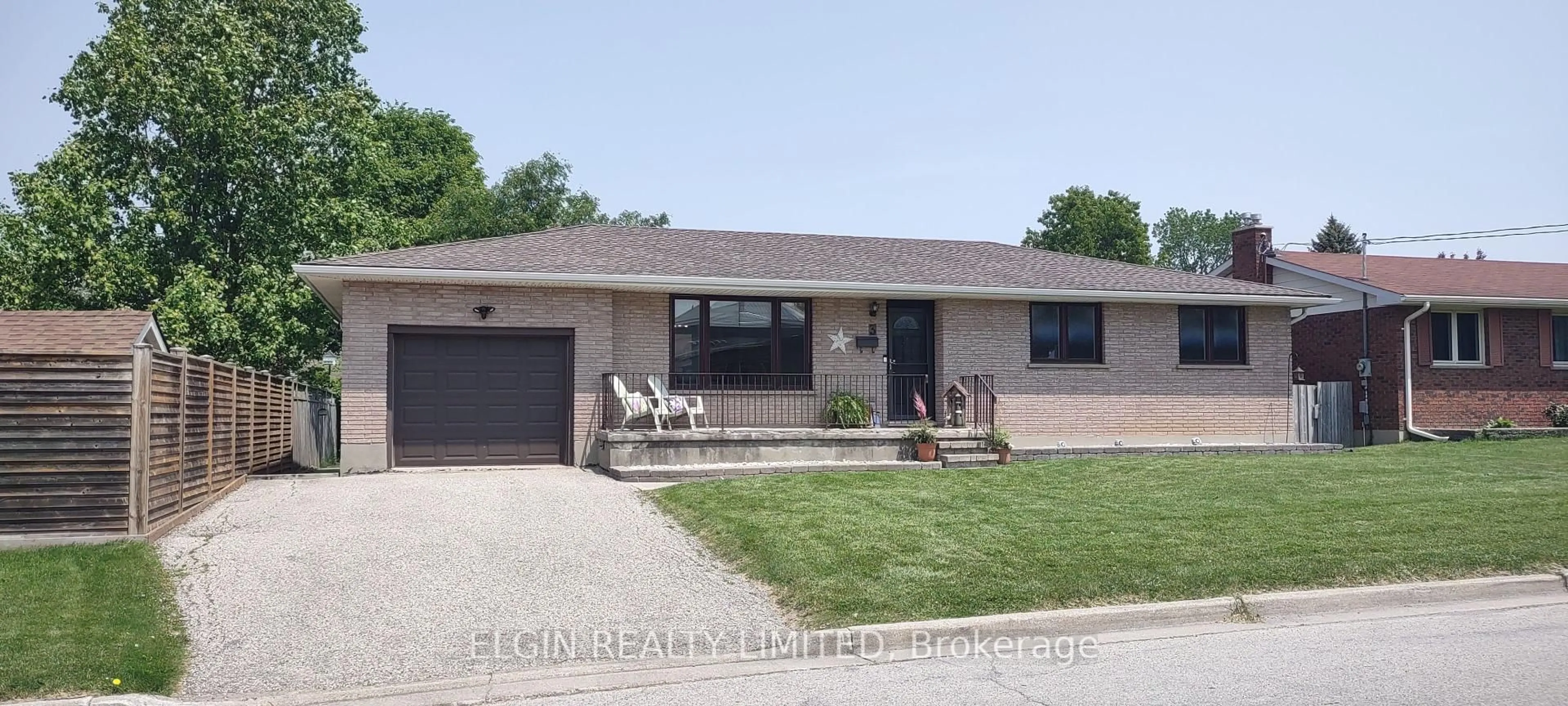 Home with vinyl exterior material, street for 3 Mary Bucke St, St. Thomas Ontario N5R 5L7