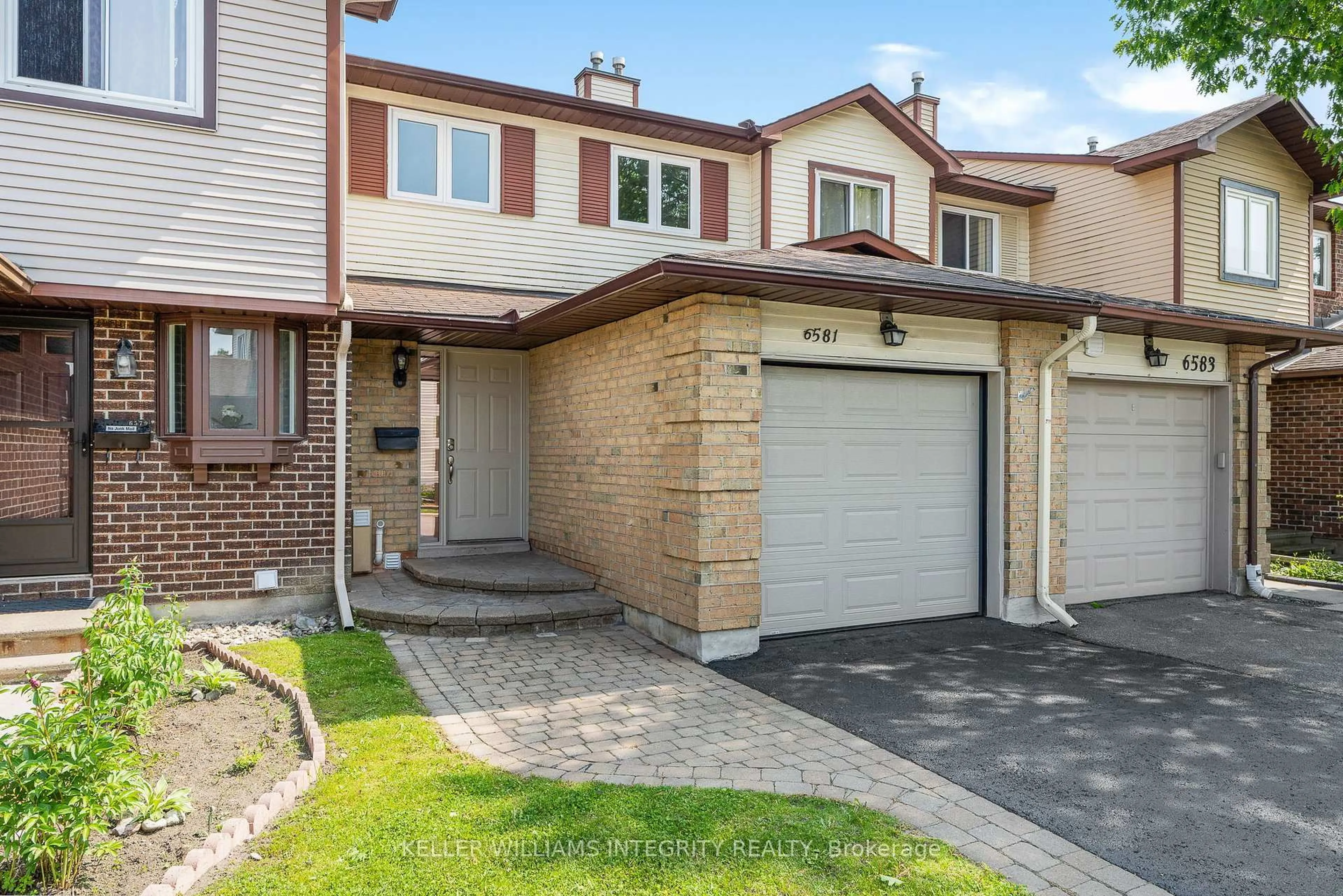 Unknown for 6581 Colony Sq #4, Ottawa Ontario K1C 3E4