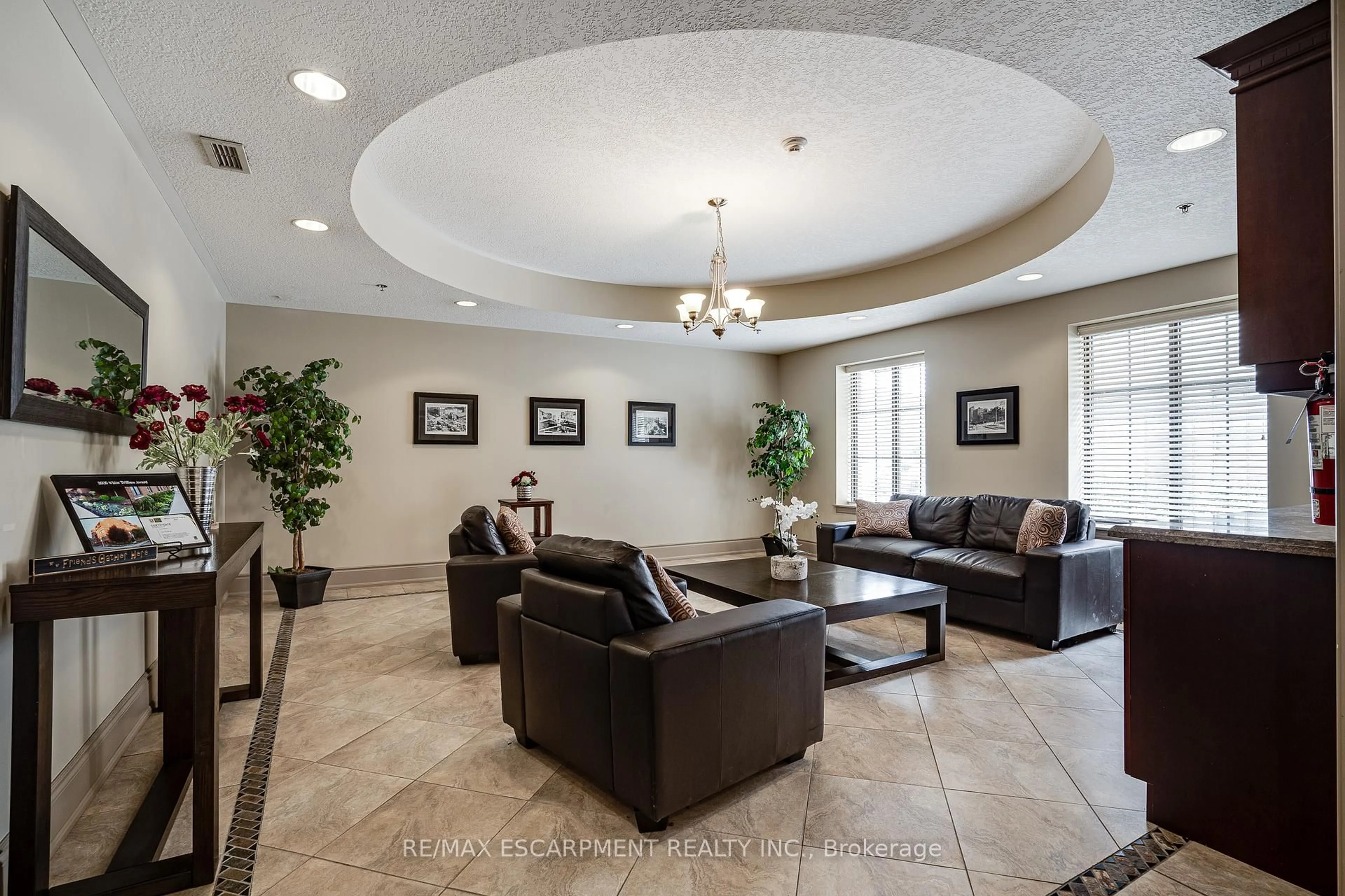 Lobby for 47 Caroline St #210, Hamilton Ontario L8R 2R6