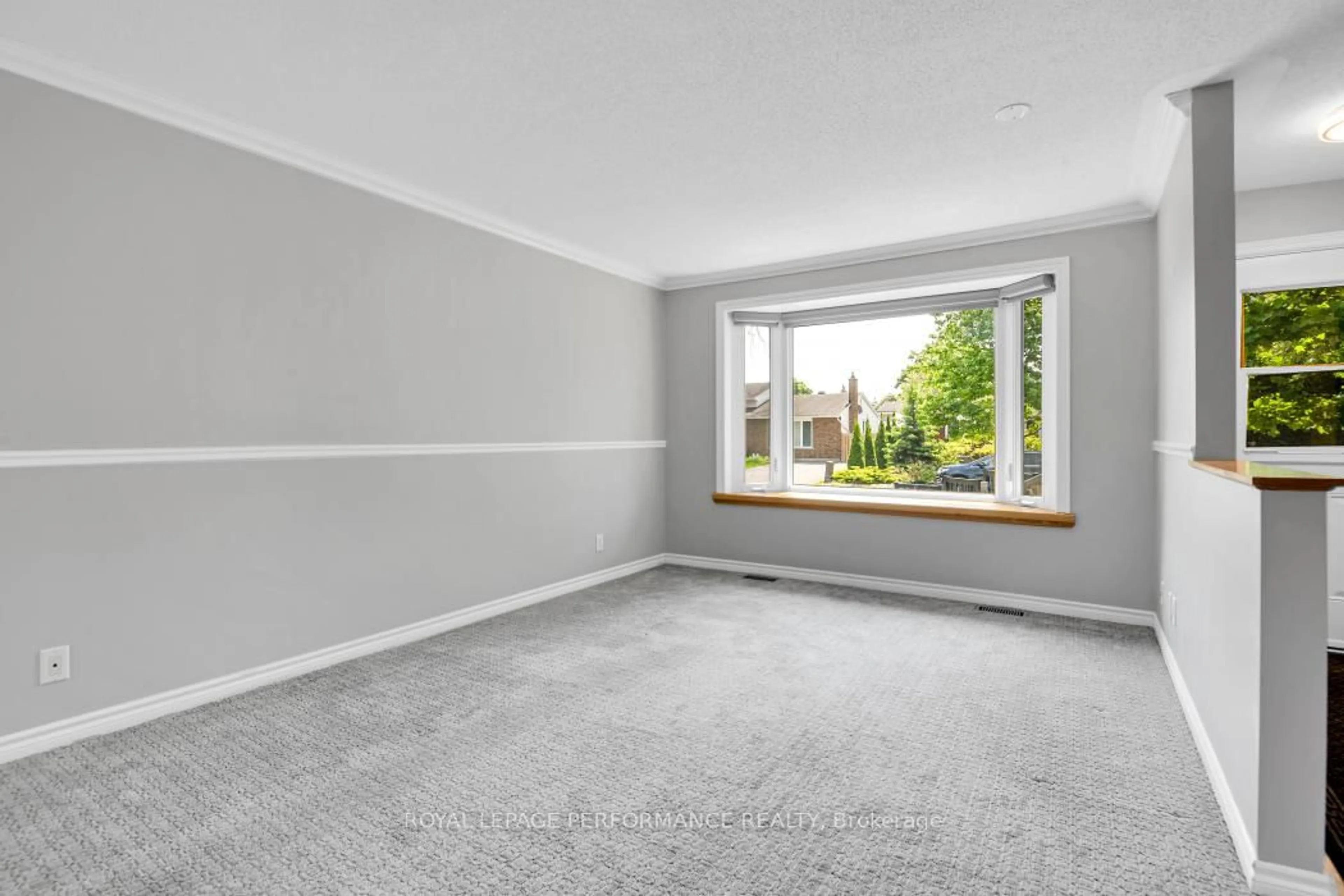A pic of a room for 2154 Monson Cres, Ottawa Ontario K1J 6A8