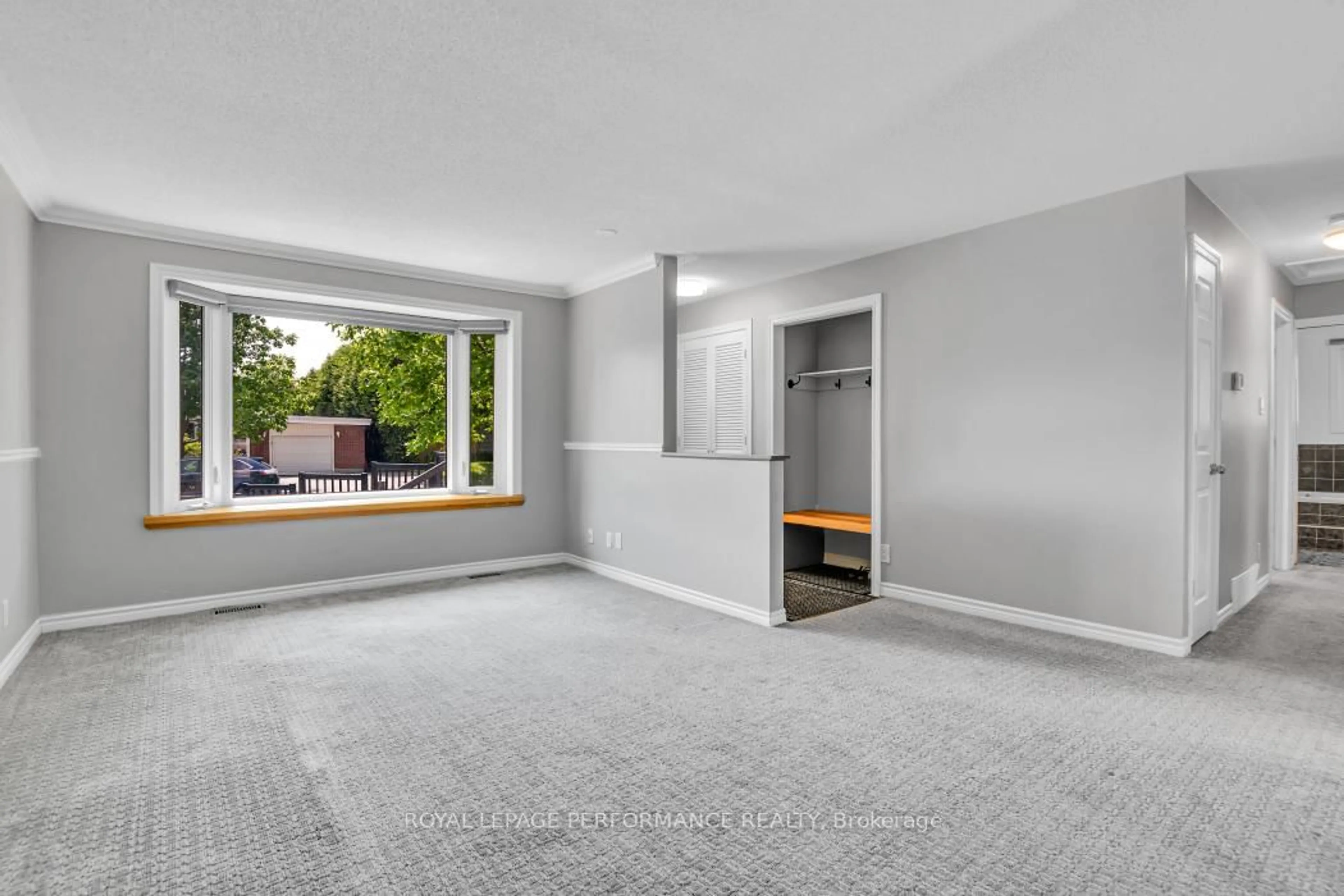 A pic of a room for 2154 Monson Cres, Ottawa Ontario K1J 6A8