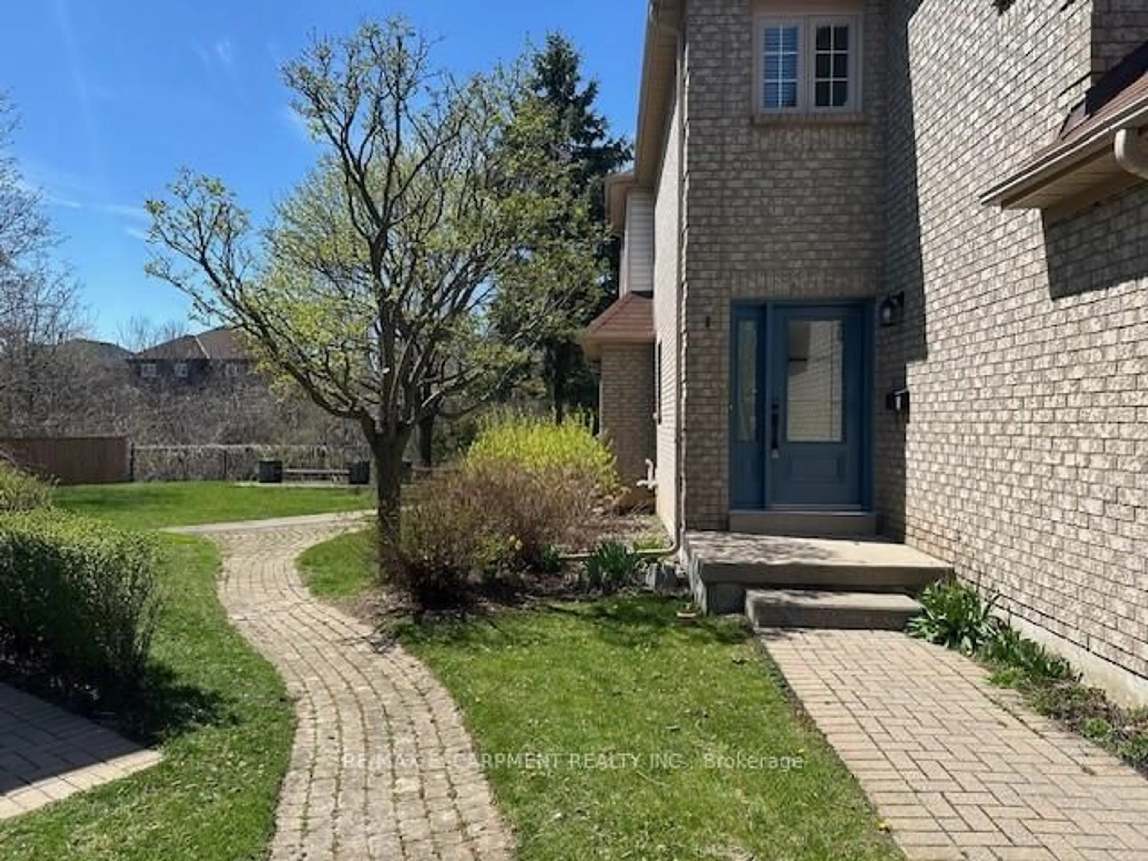 Unknown for 75 Ryans Way #11, Hamilton Ontario L8B 1B4
