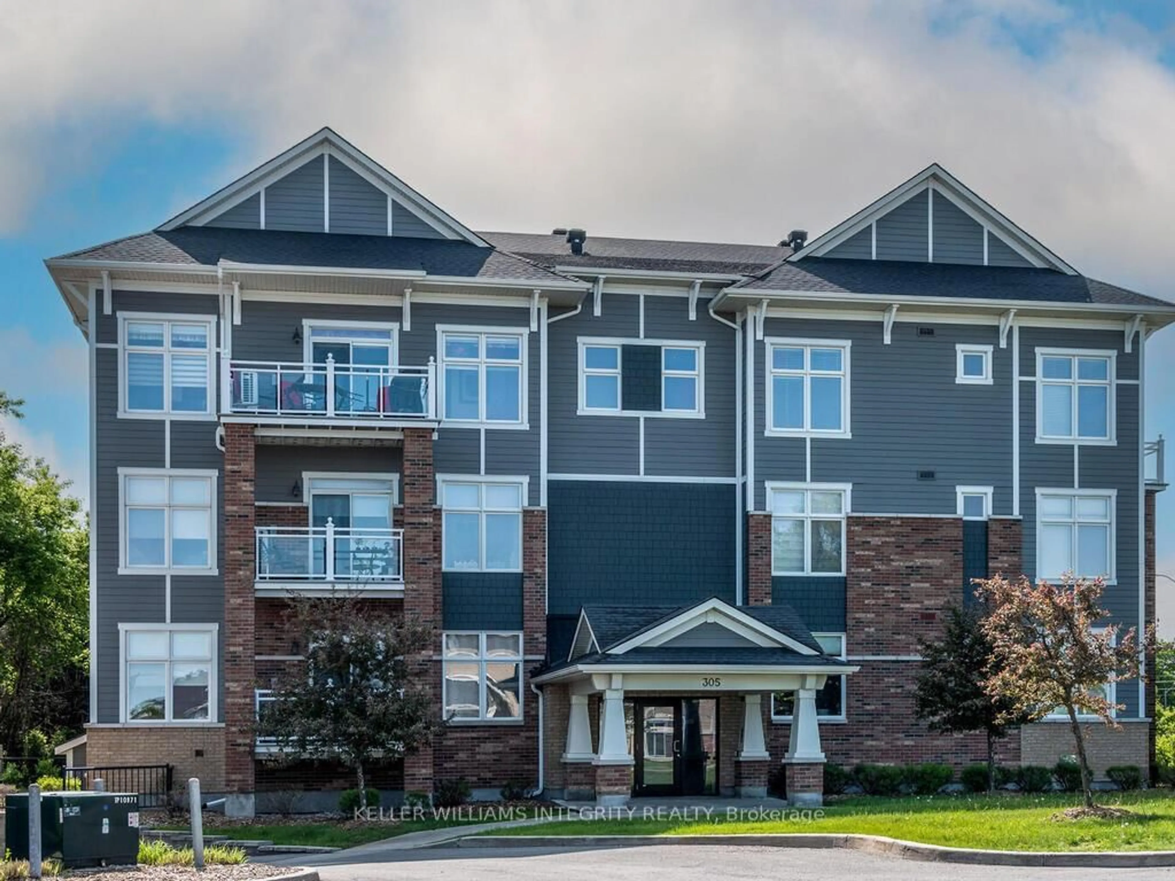 Unknown for 305 Elizabeth Cosgrove Private #102, Ottawa Ontario K1W 0K6