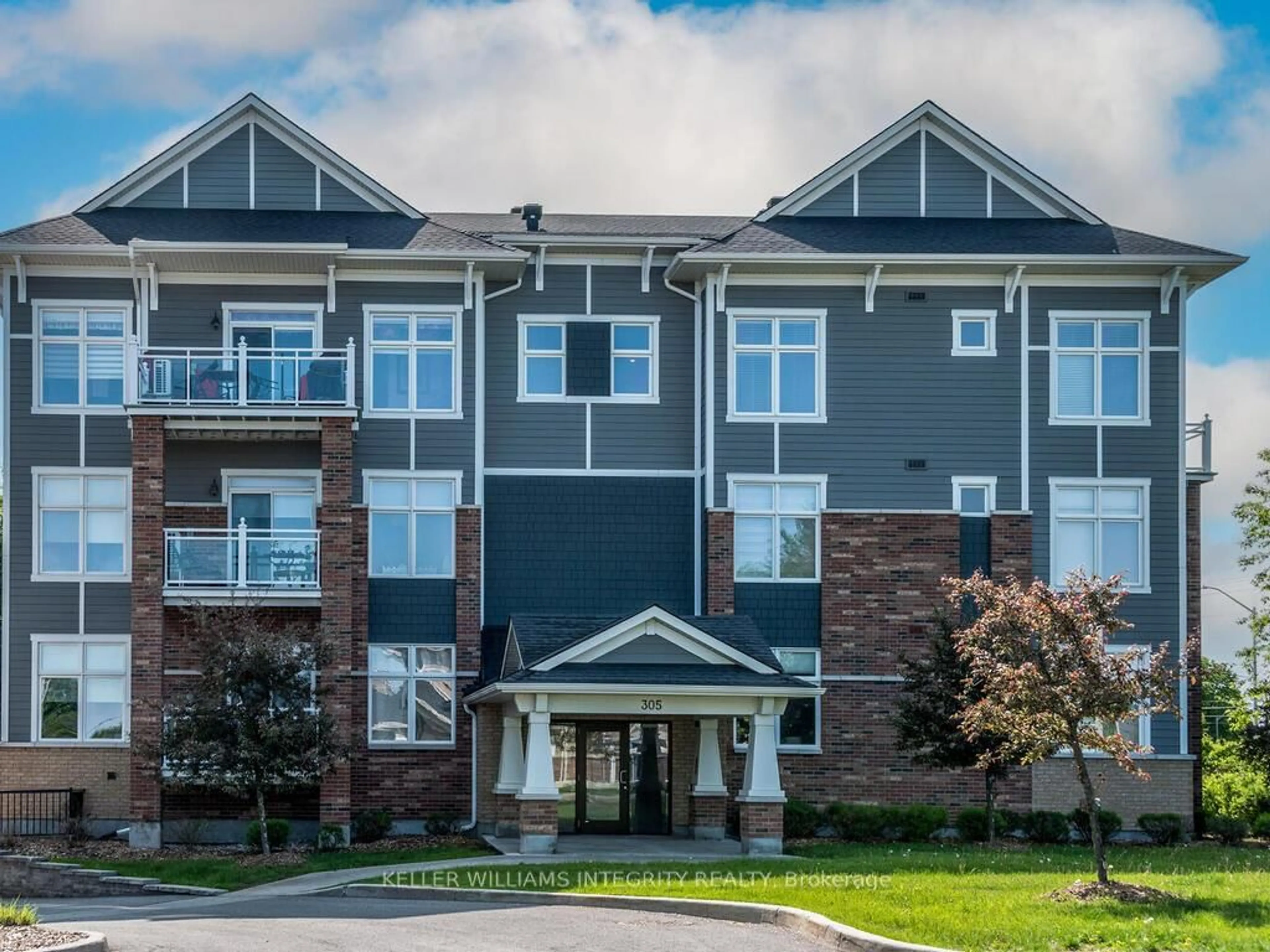 Home with vinyl exterior material, mountain view for 305 Elizabeth Cosgrove Private #102, Ottawa Ontario K1W 0K6