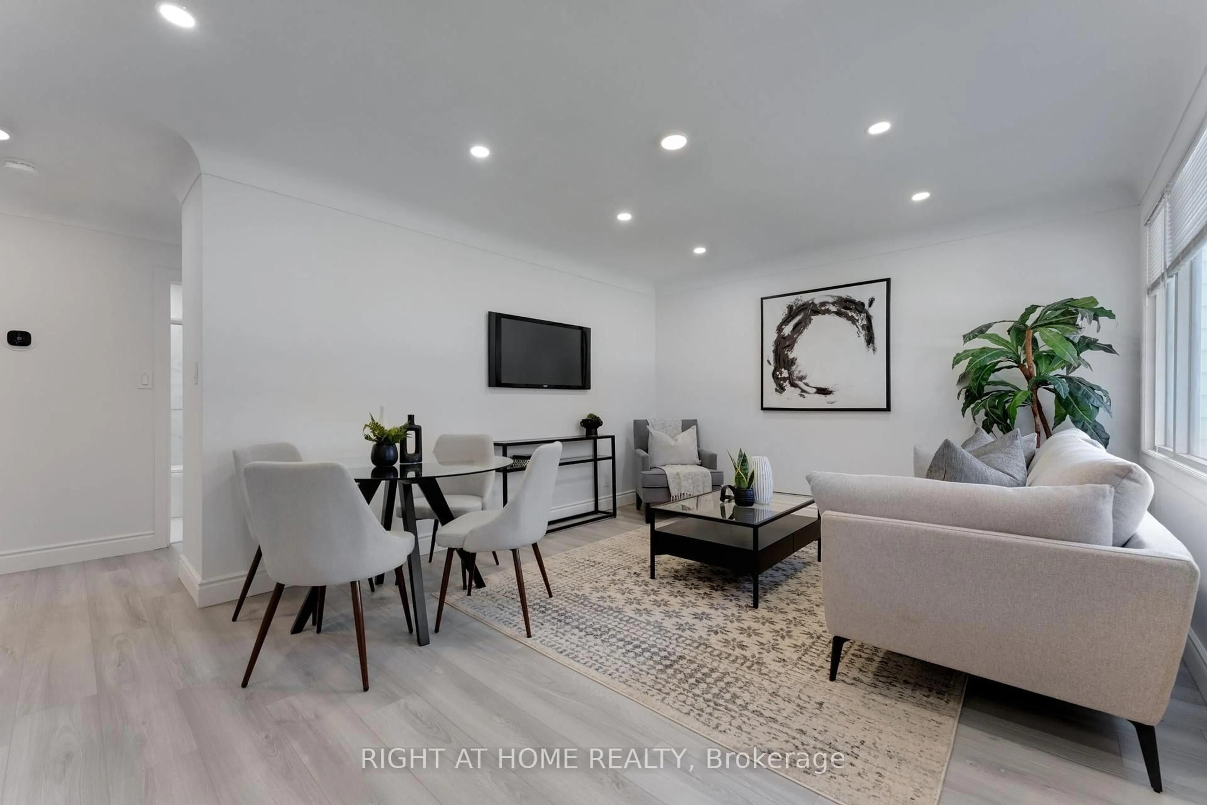 Living room with furniture, unknown for 38 Kinsey St, St. Catharines Ontario L2S 1E1