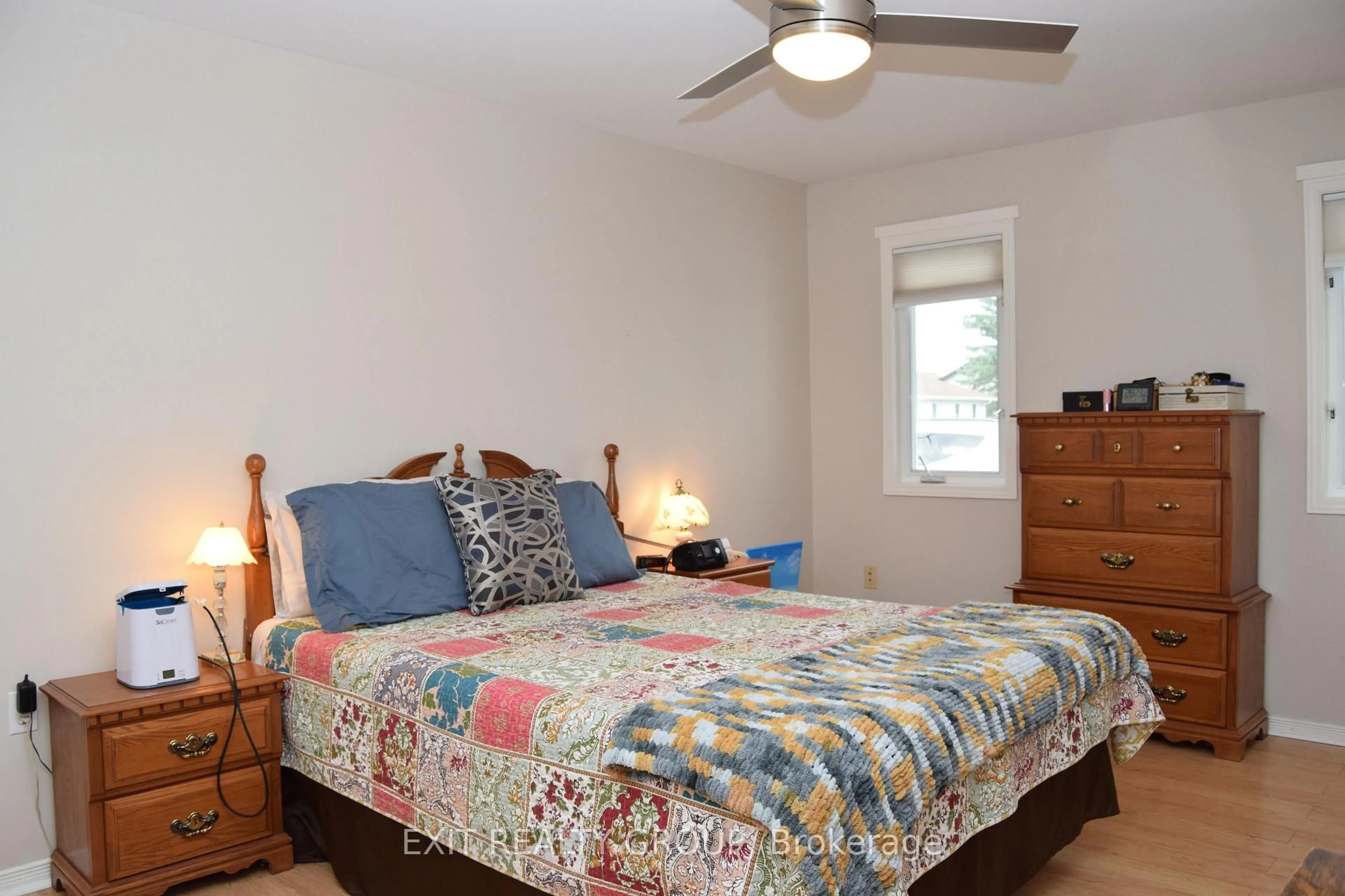 Bedroom with bed, unknown for 9 Empire Blvd, Prince Edward County Ontario K0K 3L0
