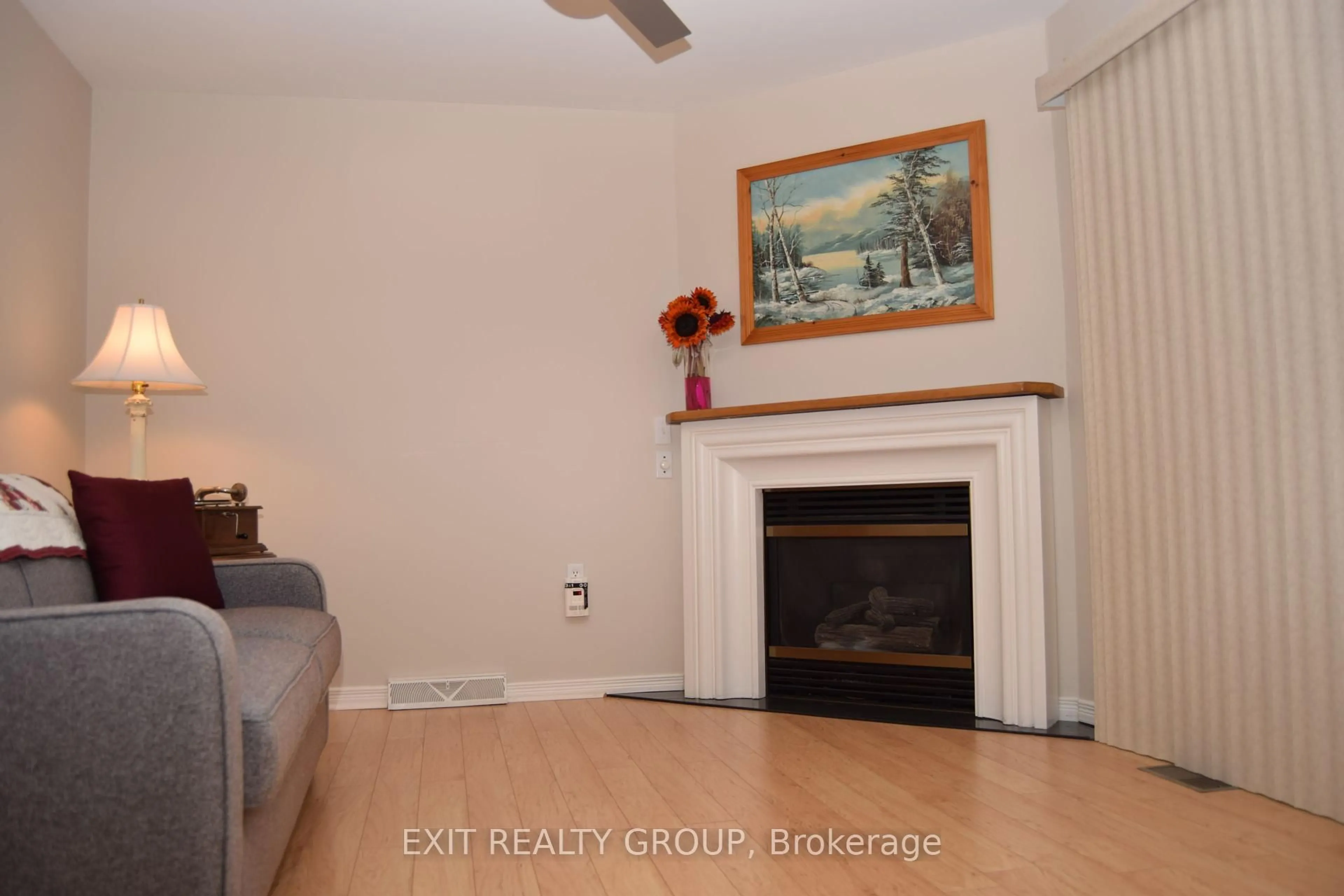 A pic of a room for 9 Empire Blvd, Prince Edward County Ontario K0K 3L0