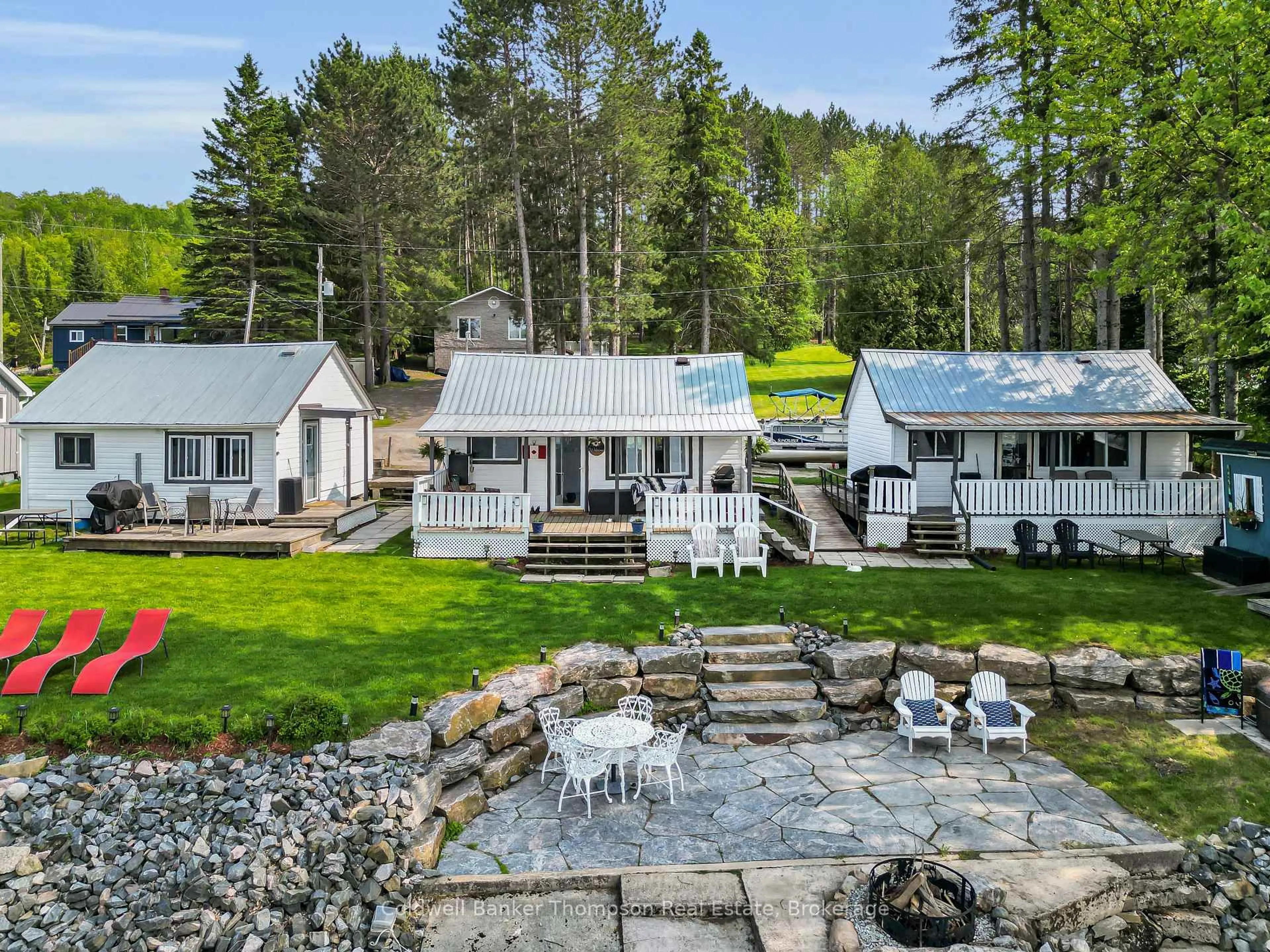 A pic from outside/outdoor area/front of a property/back of a property/a pic from drone, unknown for 312 Doe Lake Rd, Armour Ontario P0A 1L0