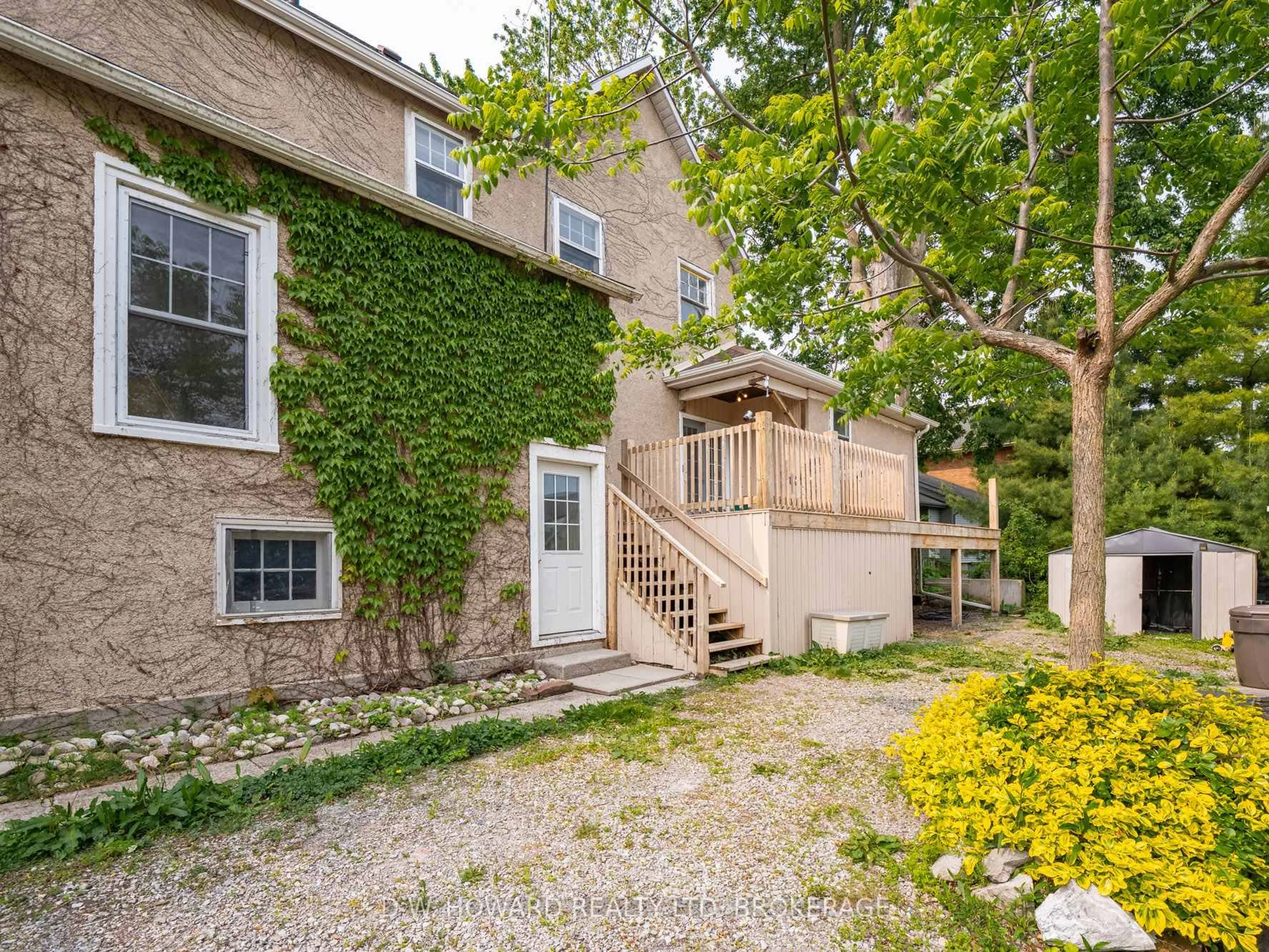 Unknown for 77 Sugarloaf St, Port Colborne Ontario L3K 2N3