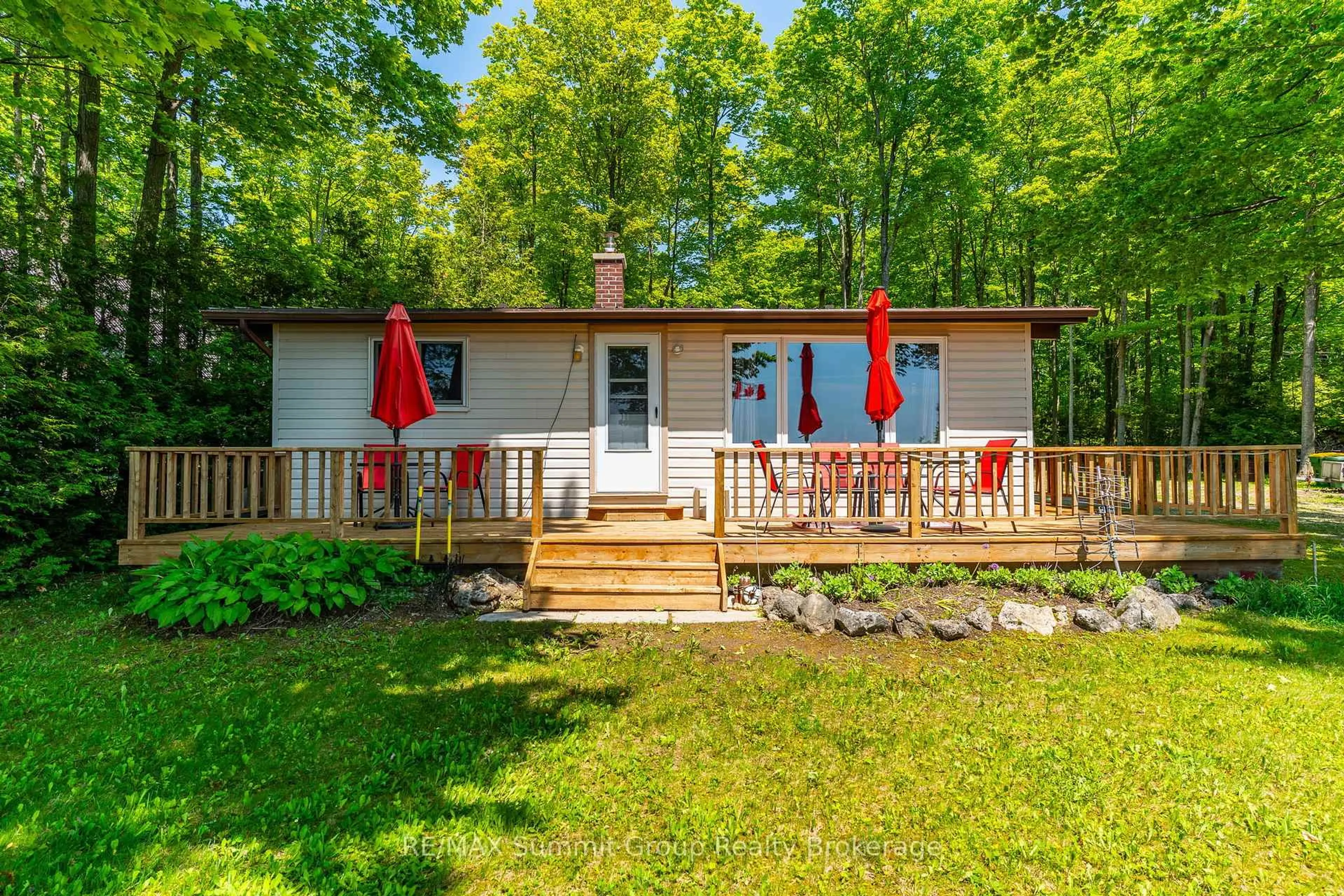 Unknown for 182 Lakeshore Blvd, Grey Highlands Ontario N0C 1E0