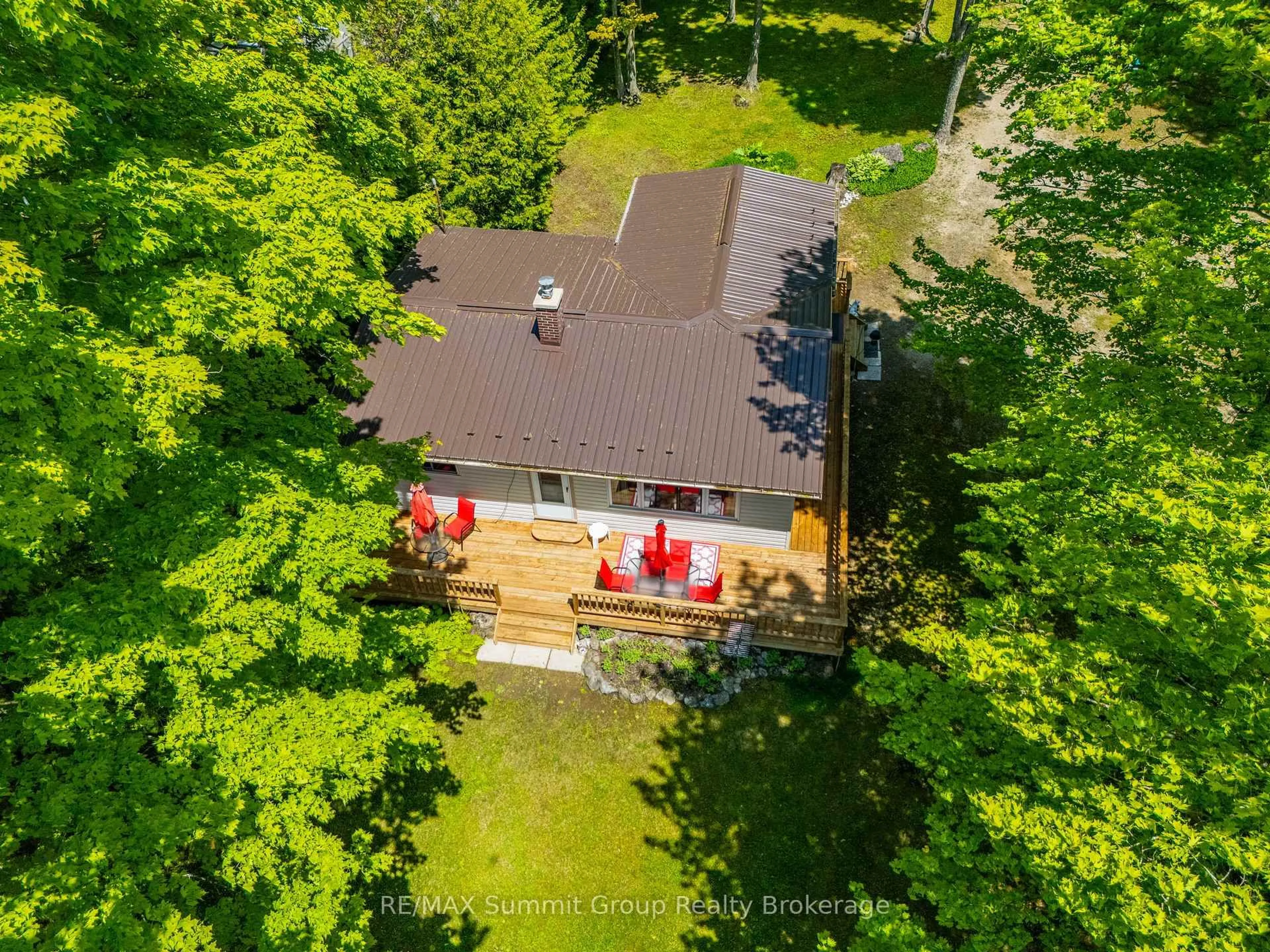 A pic from outside/outdoor area/front of a property/back of a property/a pic from drone, forest/trees view for 182 Lakeshore Blvd, Grey Highlands Ontario N0C 1E0