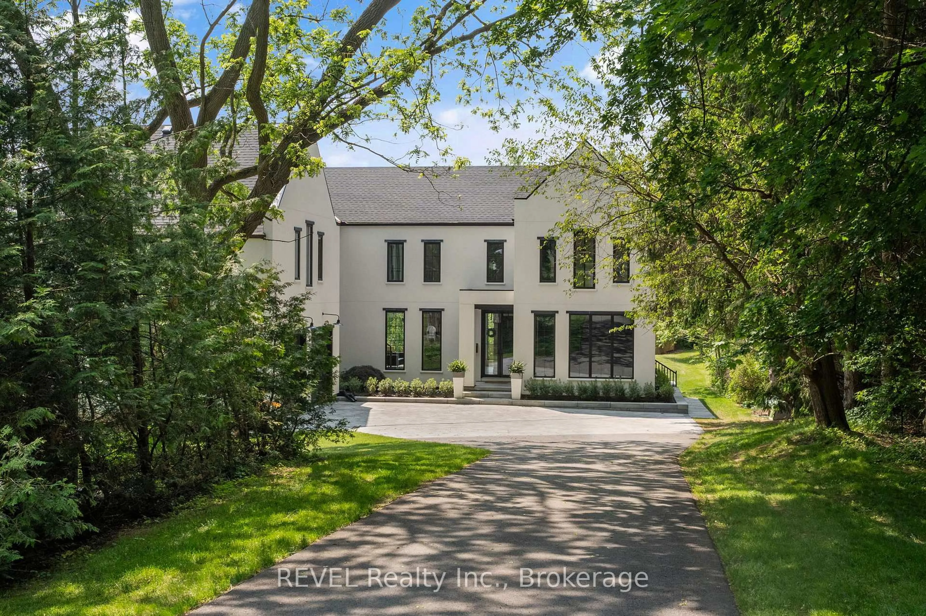 Home with brick exterior material, street for 368 Canboro Rd, Pelham Ontario L0S 1M0