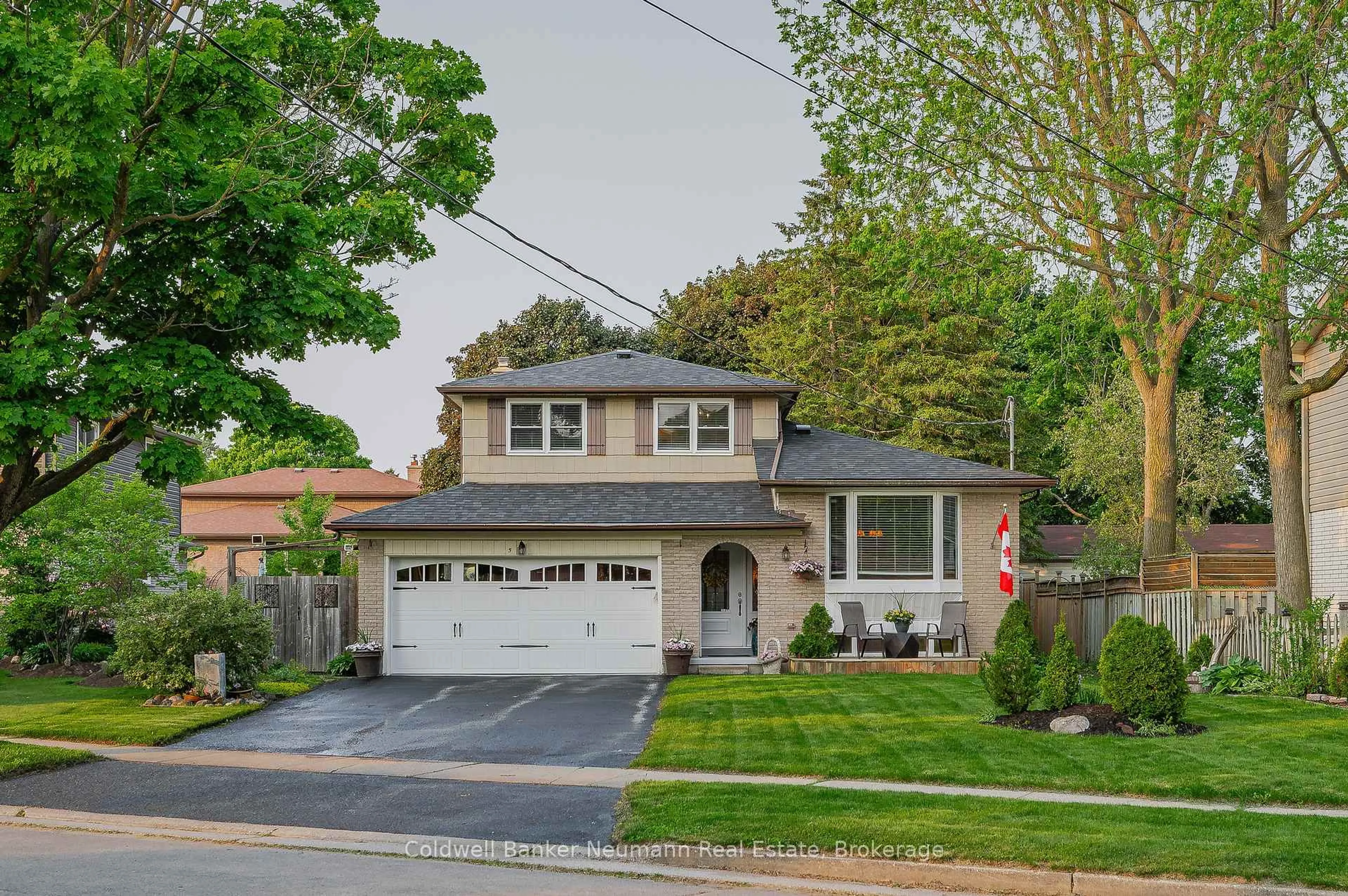 Home with brick exterior material, street for 5 Vista Terr, Guelph Ontario N1E 1A2