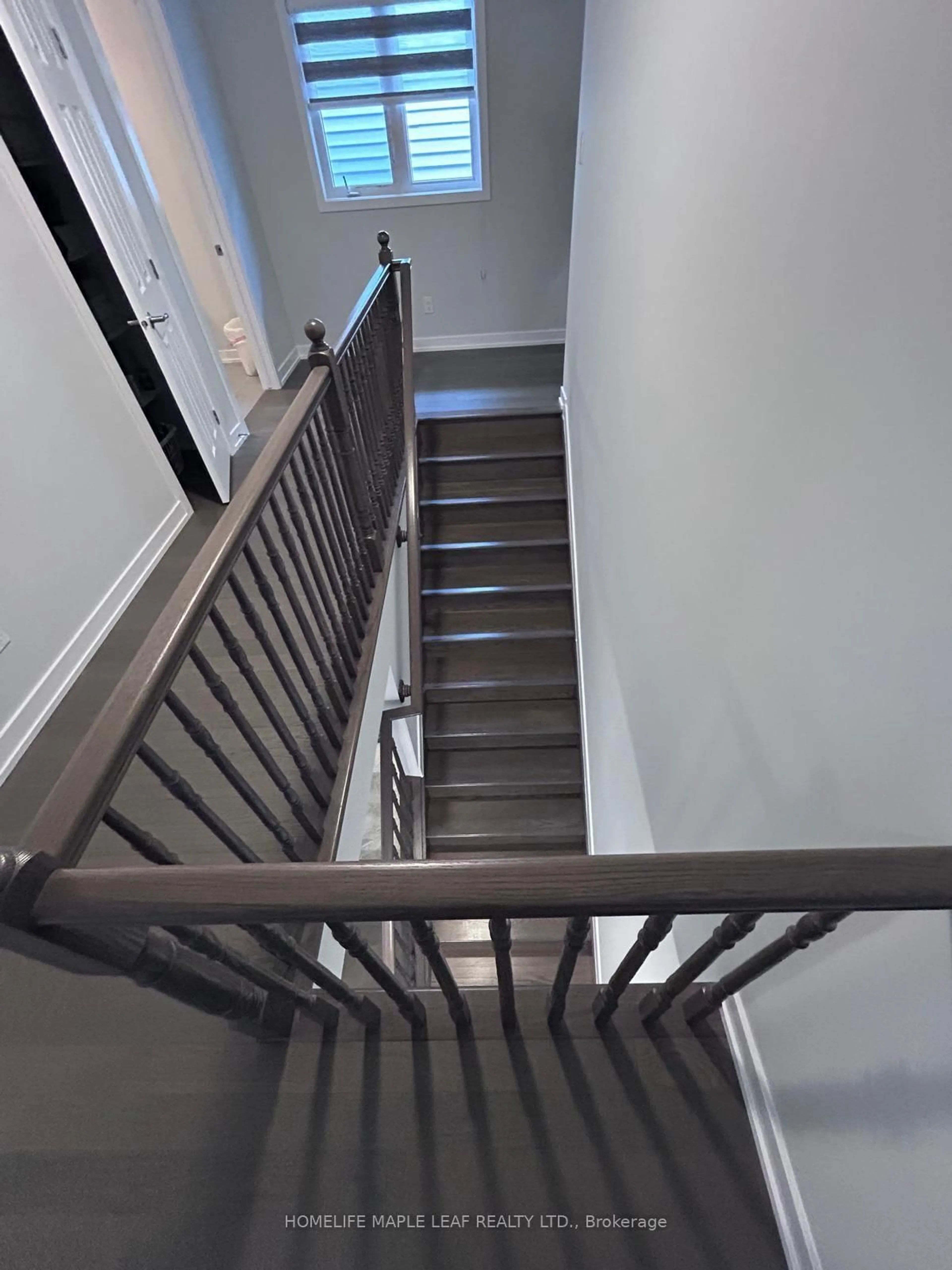 Stairs for 176 Yearling Circ, Richmond Ontario K0A 2Z0