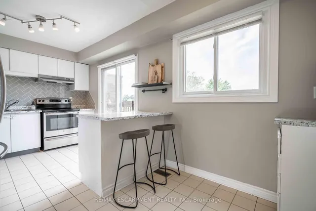 Additional property image - 1155 Paramount Dr Unit 13