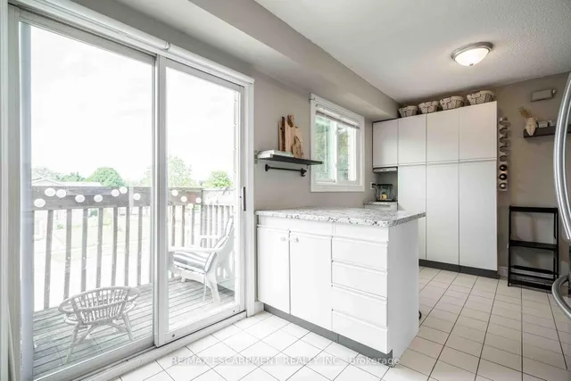 Additional property image - 1155 Paramount Dr Unit 13