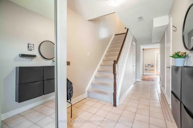 Additional property image - 1155 Paramount Dr Unit 13