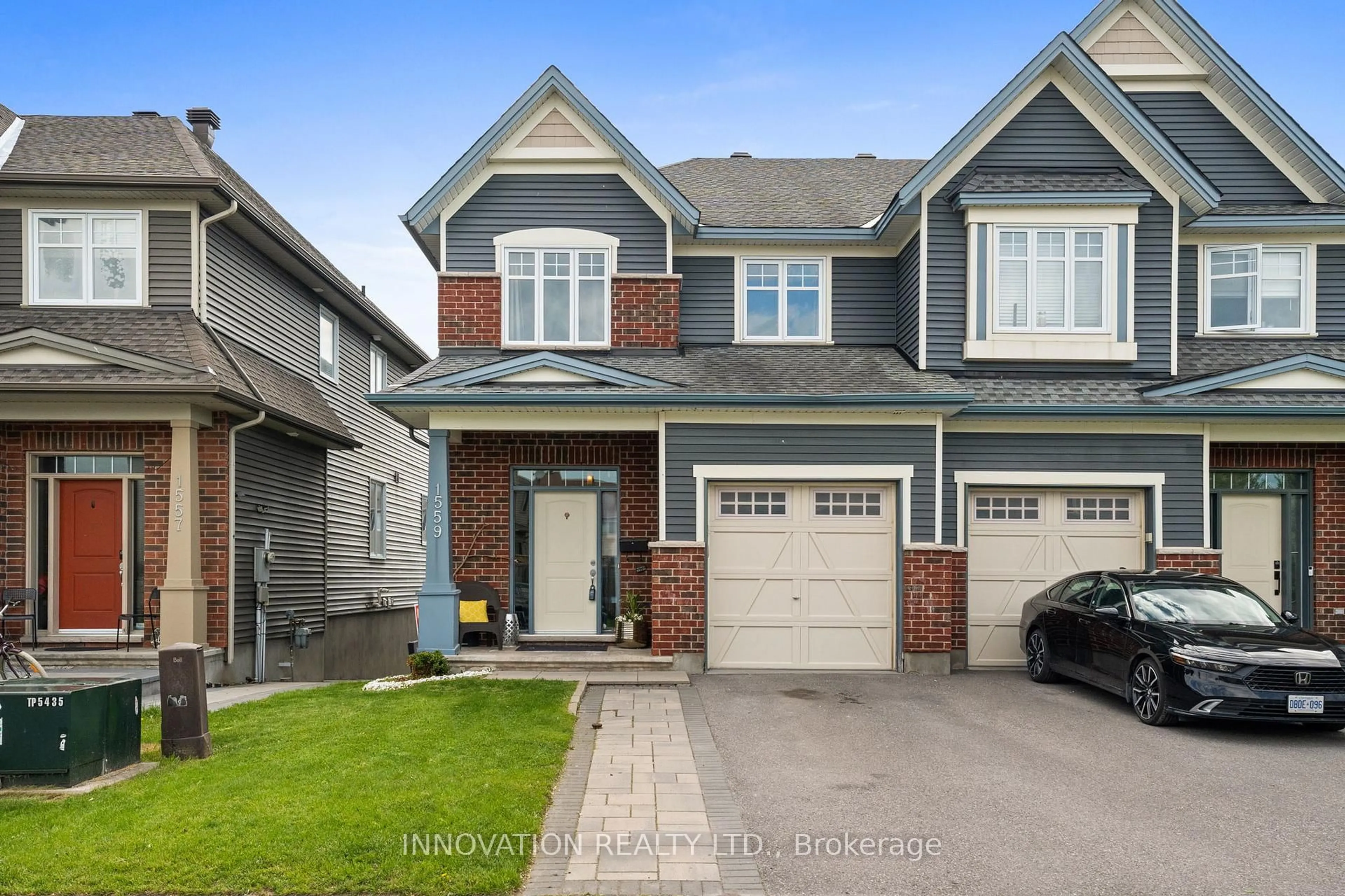 Home with brick exterior material, street for 1559 Carronbridge Circ, Ottawa Ontario K2M 0G8