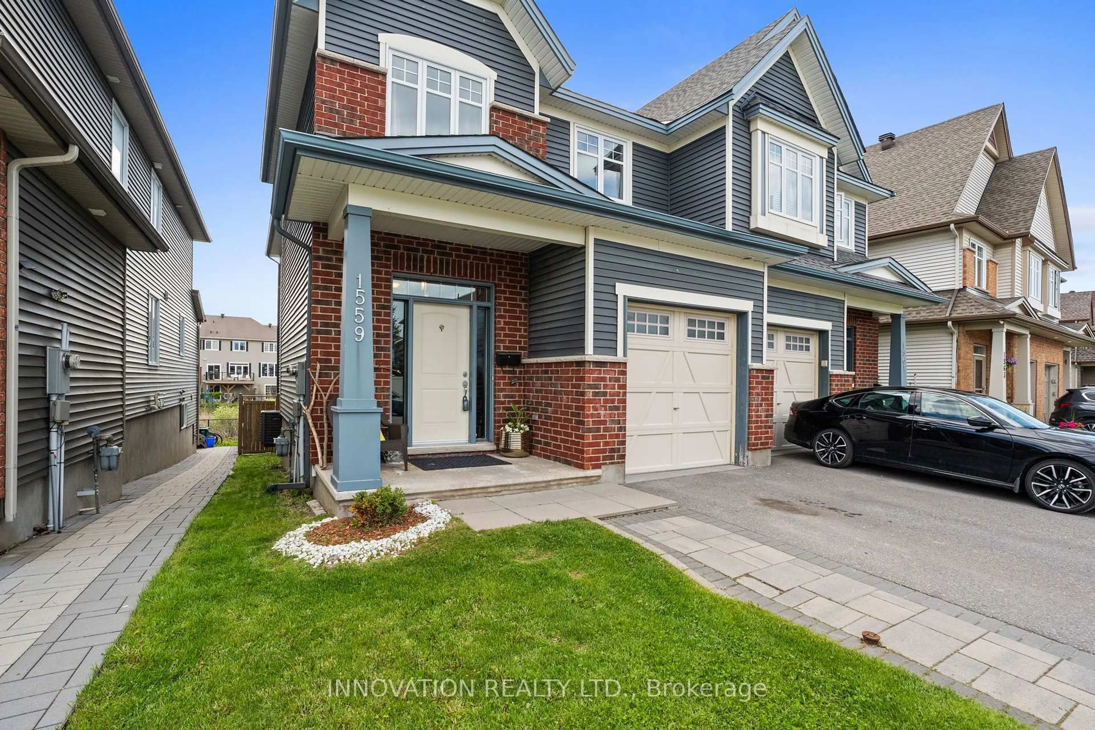 Home with brick exterior material, street for 1559 Carronbridge Circ, Ottawa Ontario K2M 0G8