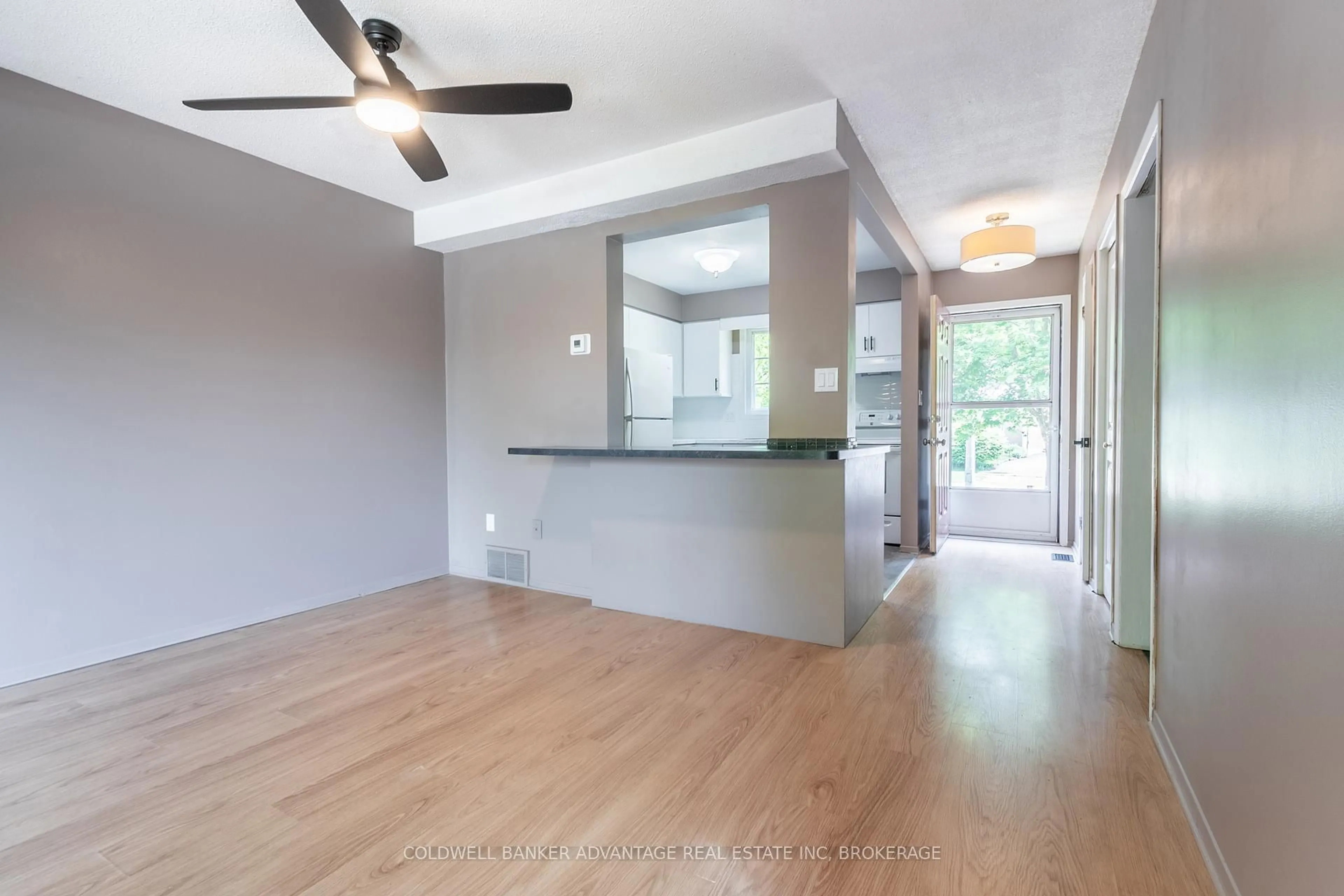 A pic of a room for 102 SILVAN Dr #8, Welland Ontario L3C 6C3