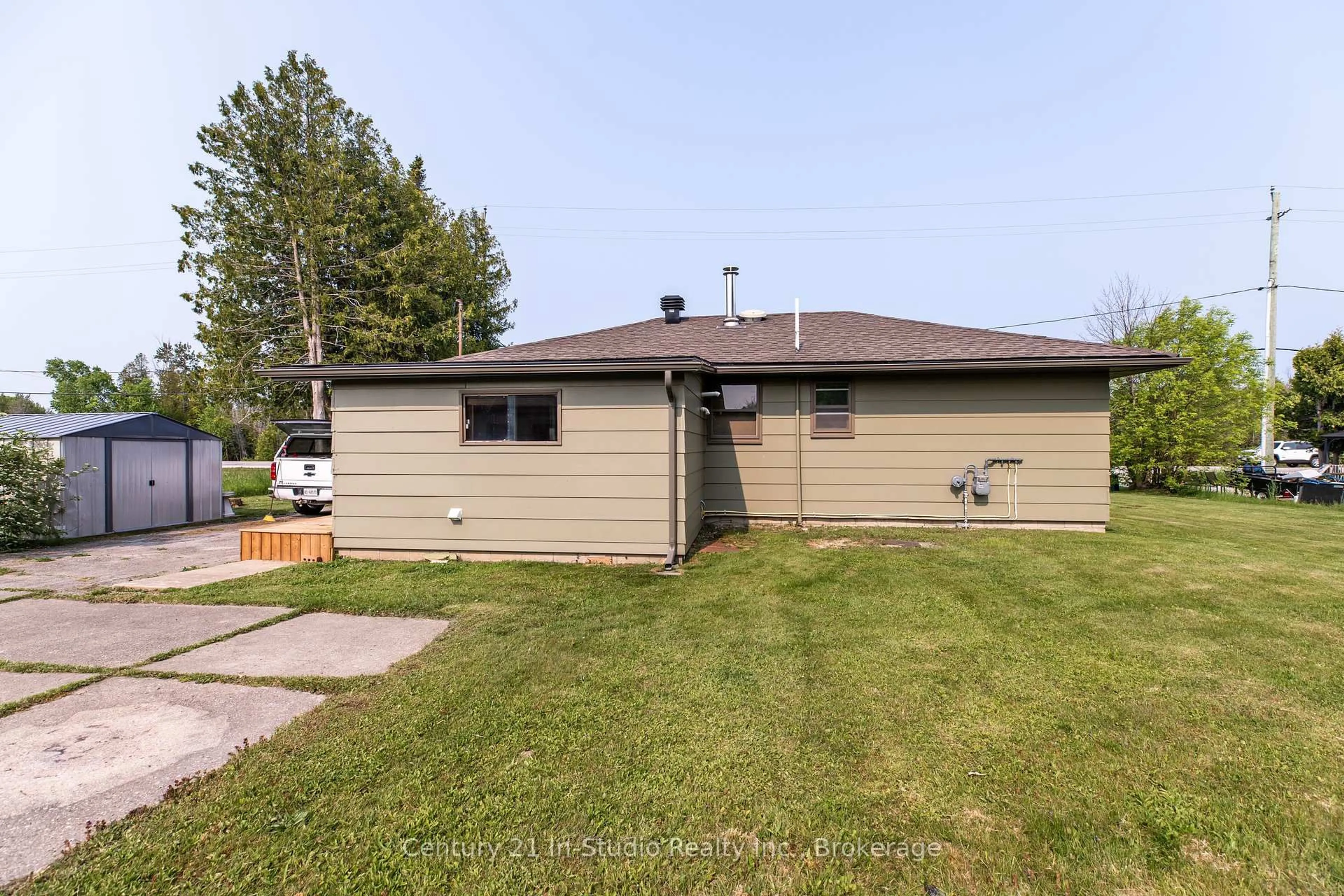 Unknown for 75 Turner St, Saugeen Shores Ontario N0H 2L0